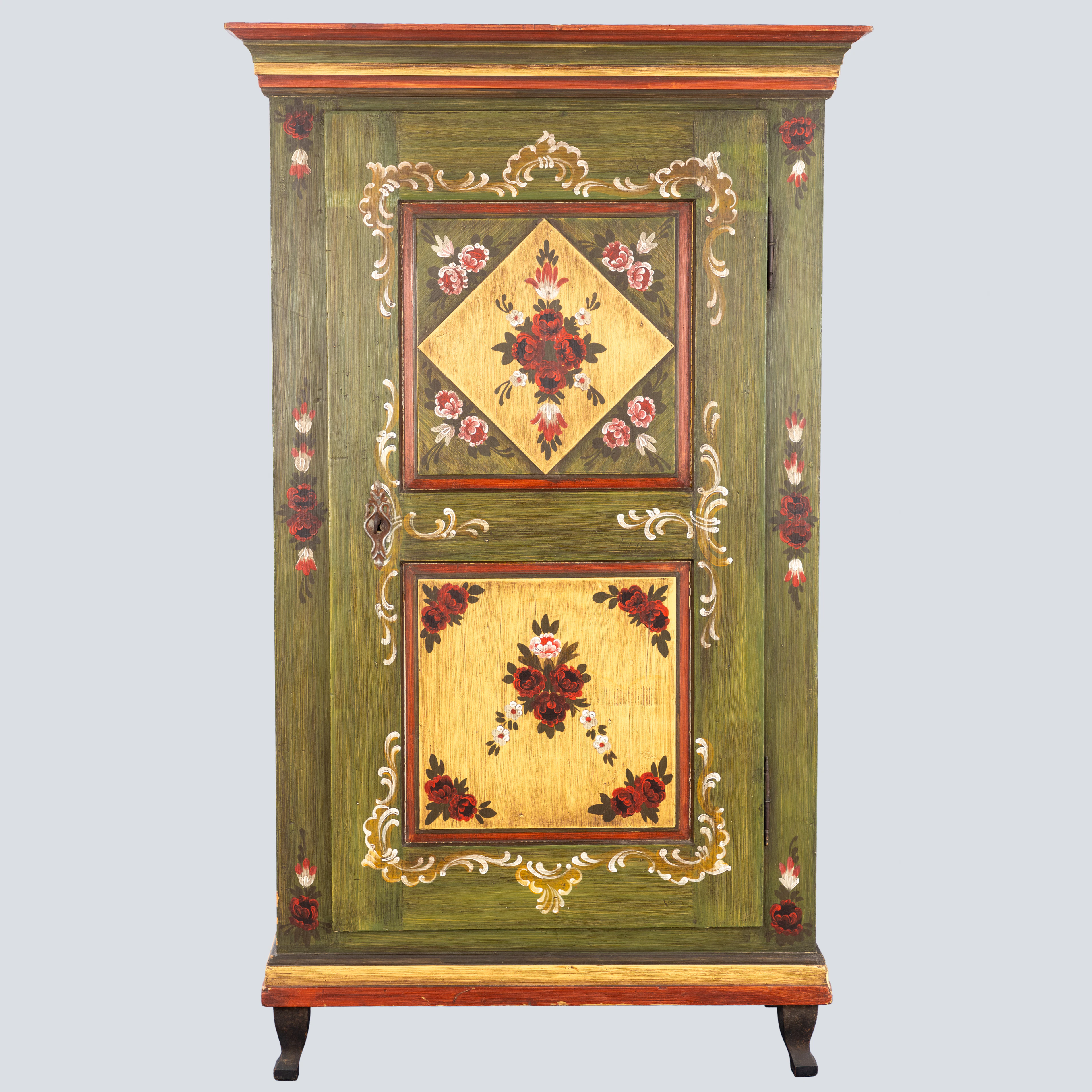 Alpenländischer Kleiderschrank mit polychromer Bemalung, 20. Jh.