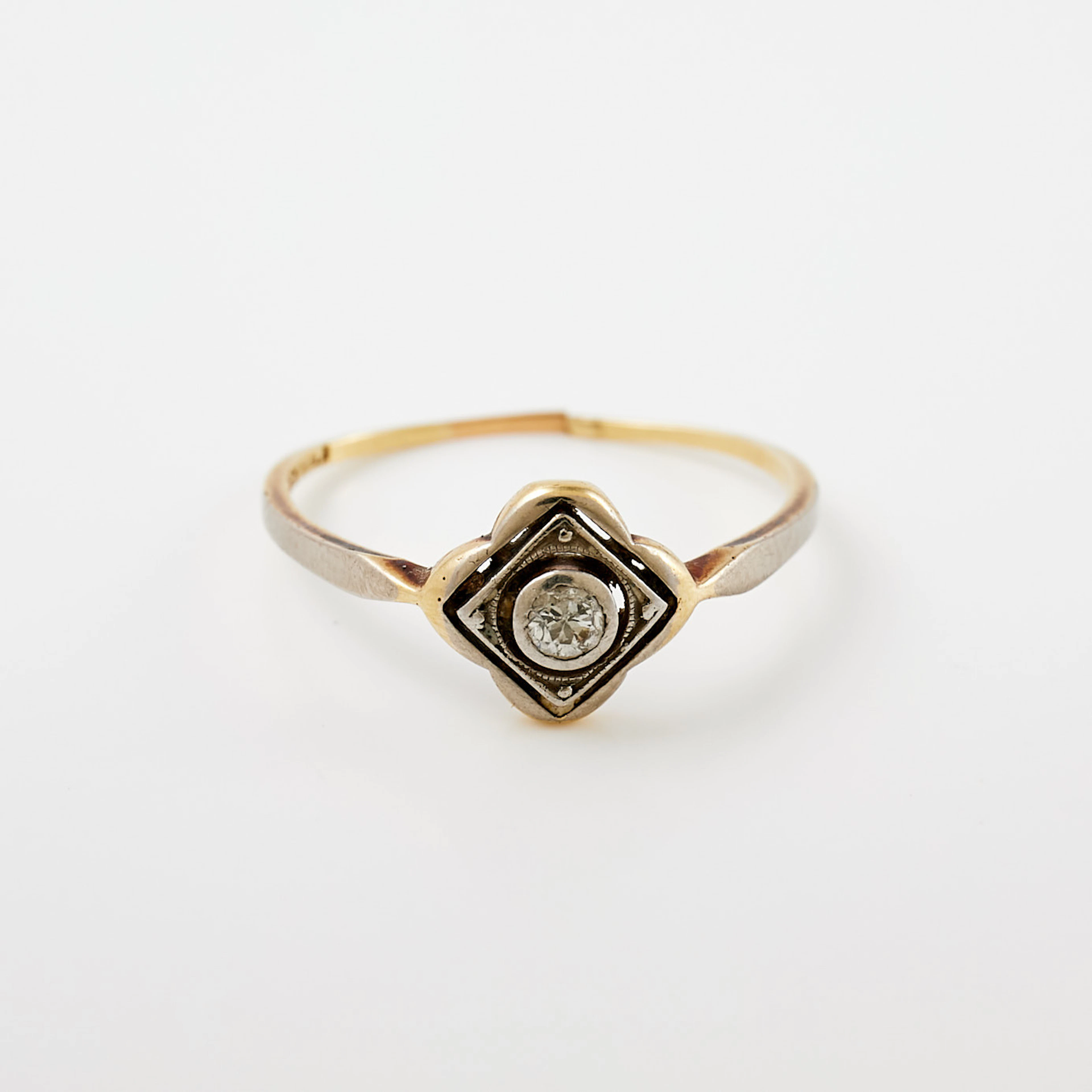RING, 14 k guld/platina, briljant 0,8 ct, utländska stämplar.