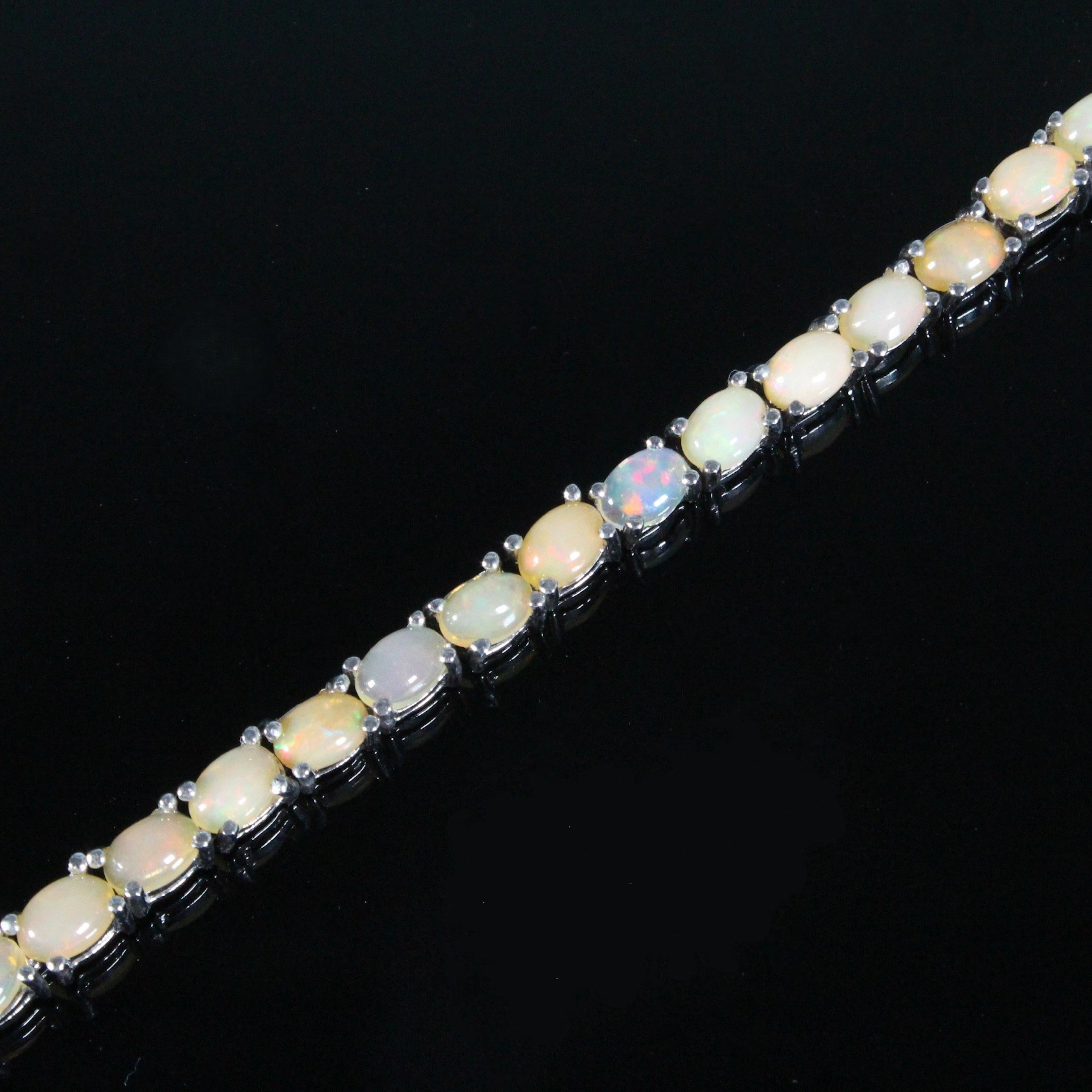 Armband mit Feueropal, 925er Silber.