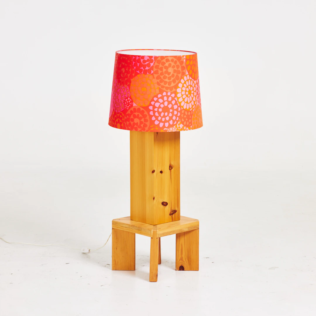 SVEN LARSSON. Bordslampa samt benställning, Möbel-Shop Sven Larsson