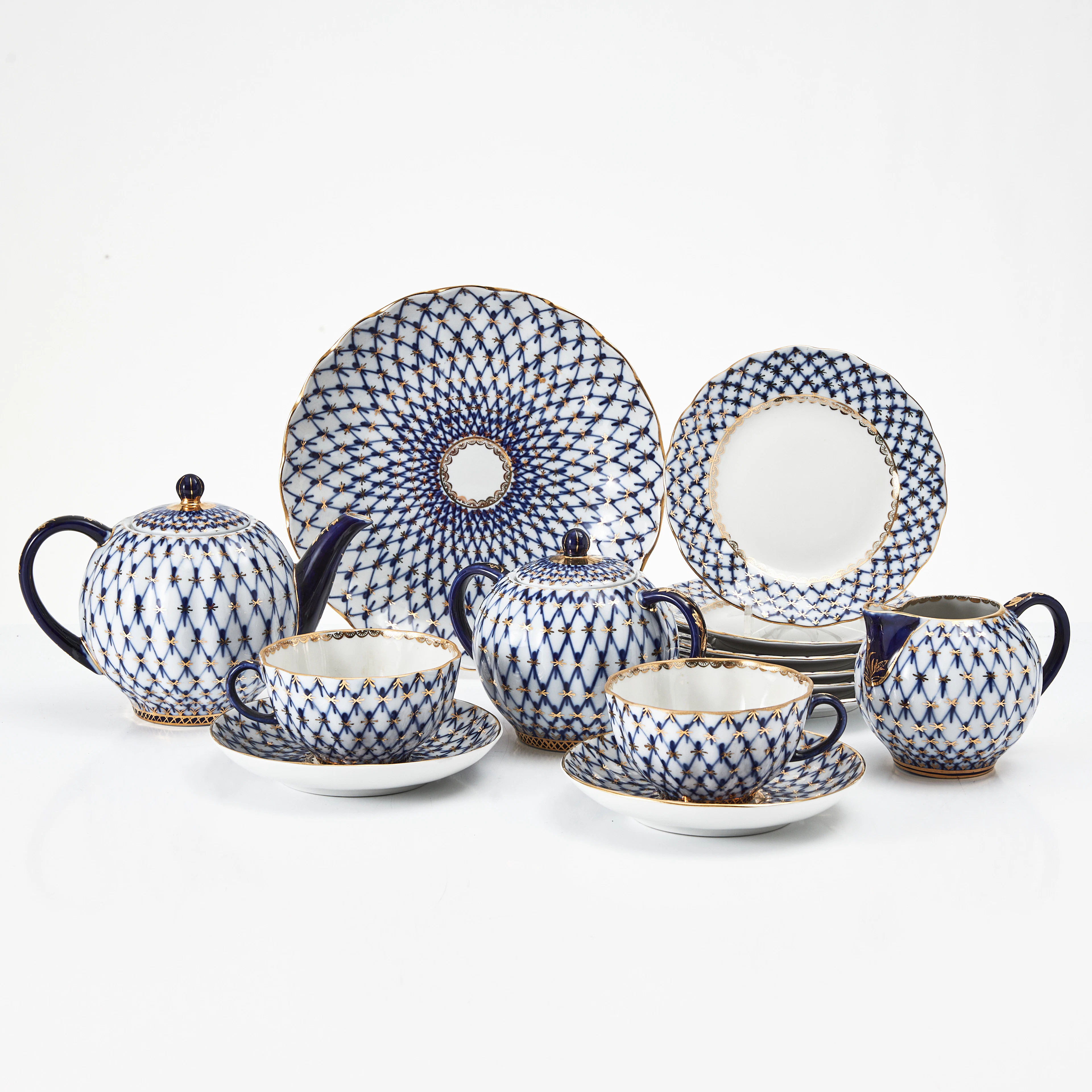 SERVISDELAR, 22 dlr., porslin, "Cobalt net", Lomonosov, Ryssland.