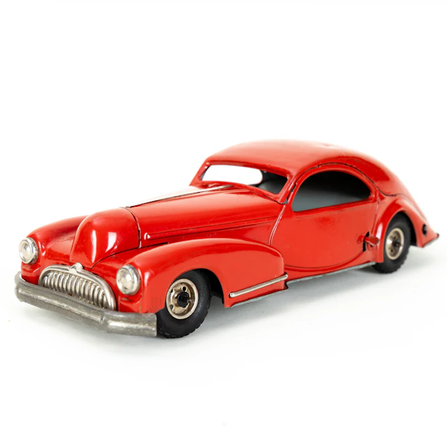 SIEGFRIED GÜNTHERMANN. Stromlinien-Limousine, Blech, Nürnberg, 1930er Jahre.