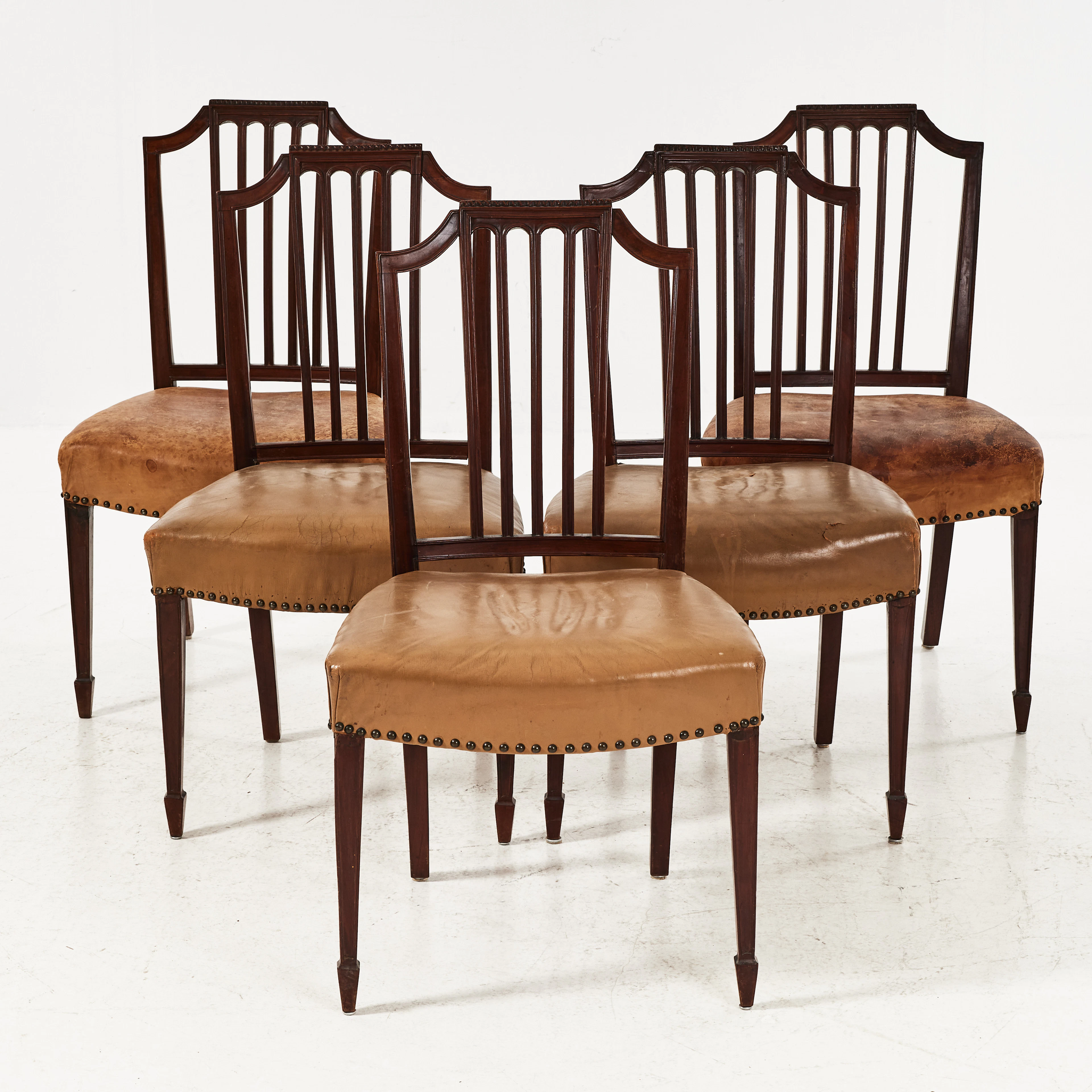 STOLAR, 5 st., 1800-tal, England, mahogny, skinnklädda.