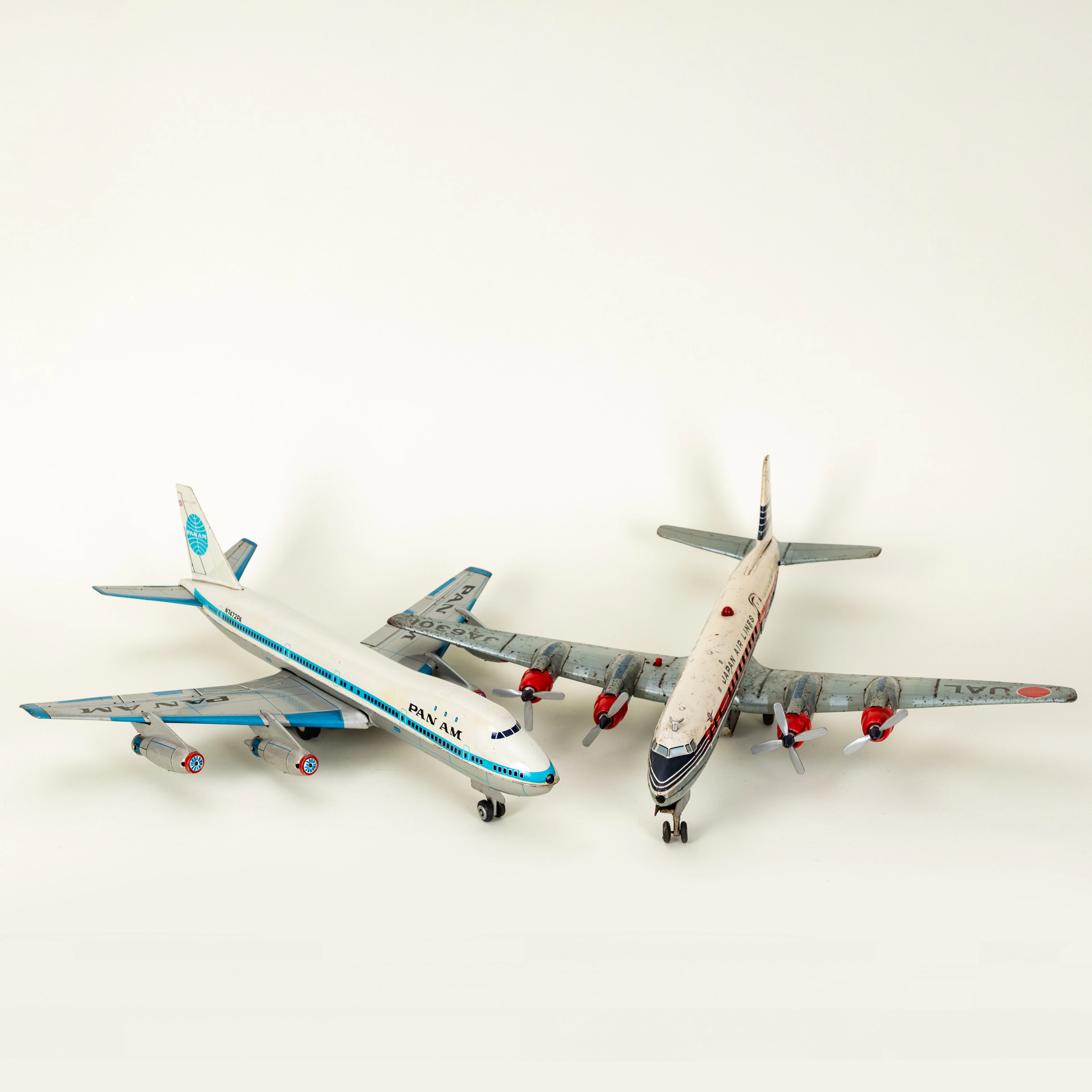 ASAHI TOY COMPANY U.A. Modellflugzeug Douglas DC-/C Seven Seas (JA