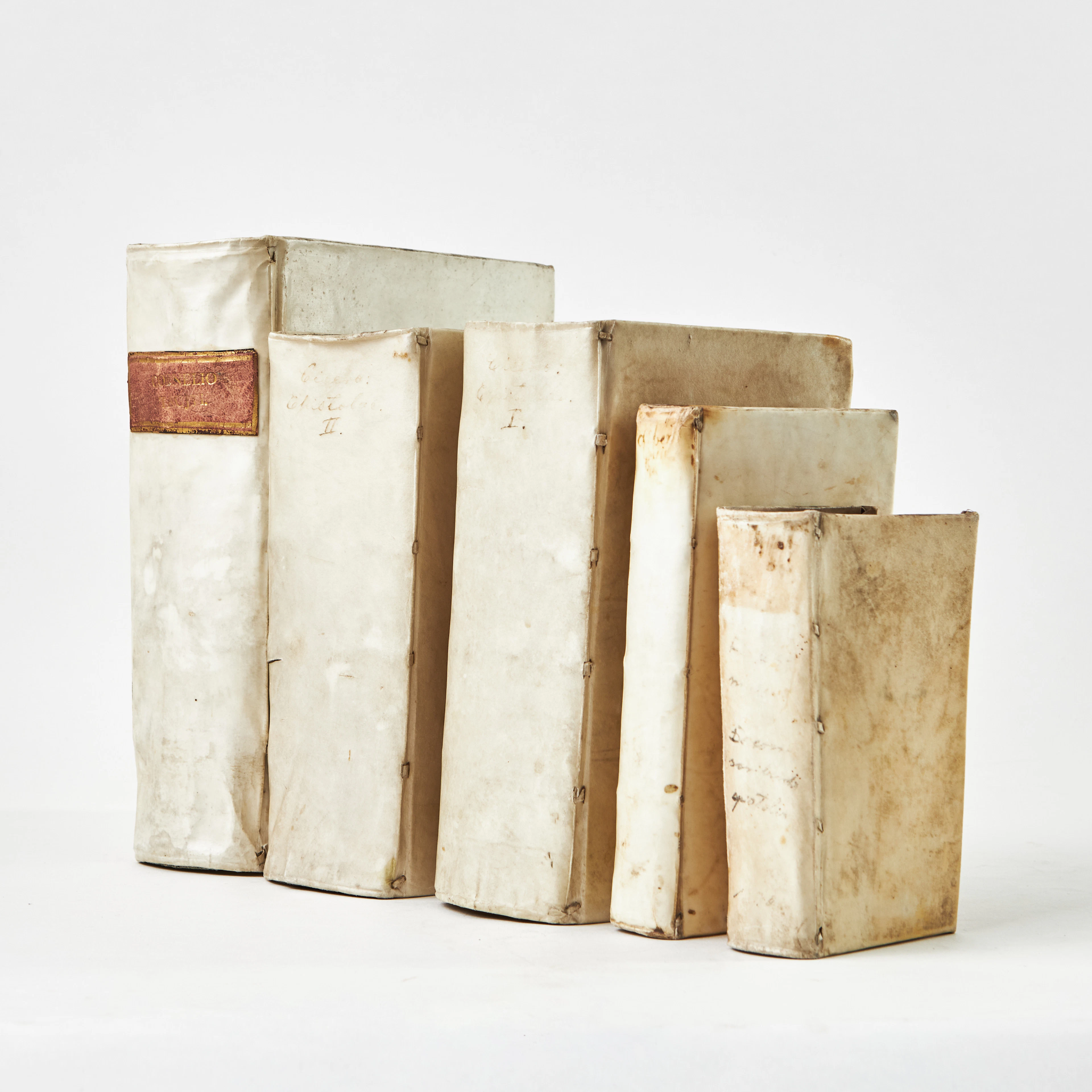 PERGAMENTBAND, 5 vol., bl.a. Erasmus, 1670, Tacitus, 1665, Cicero, 1684.