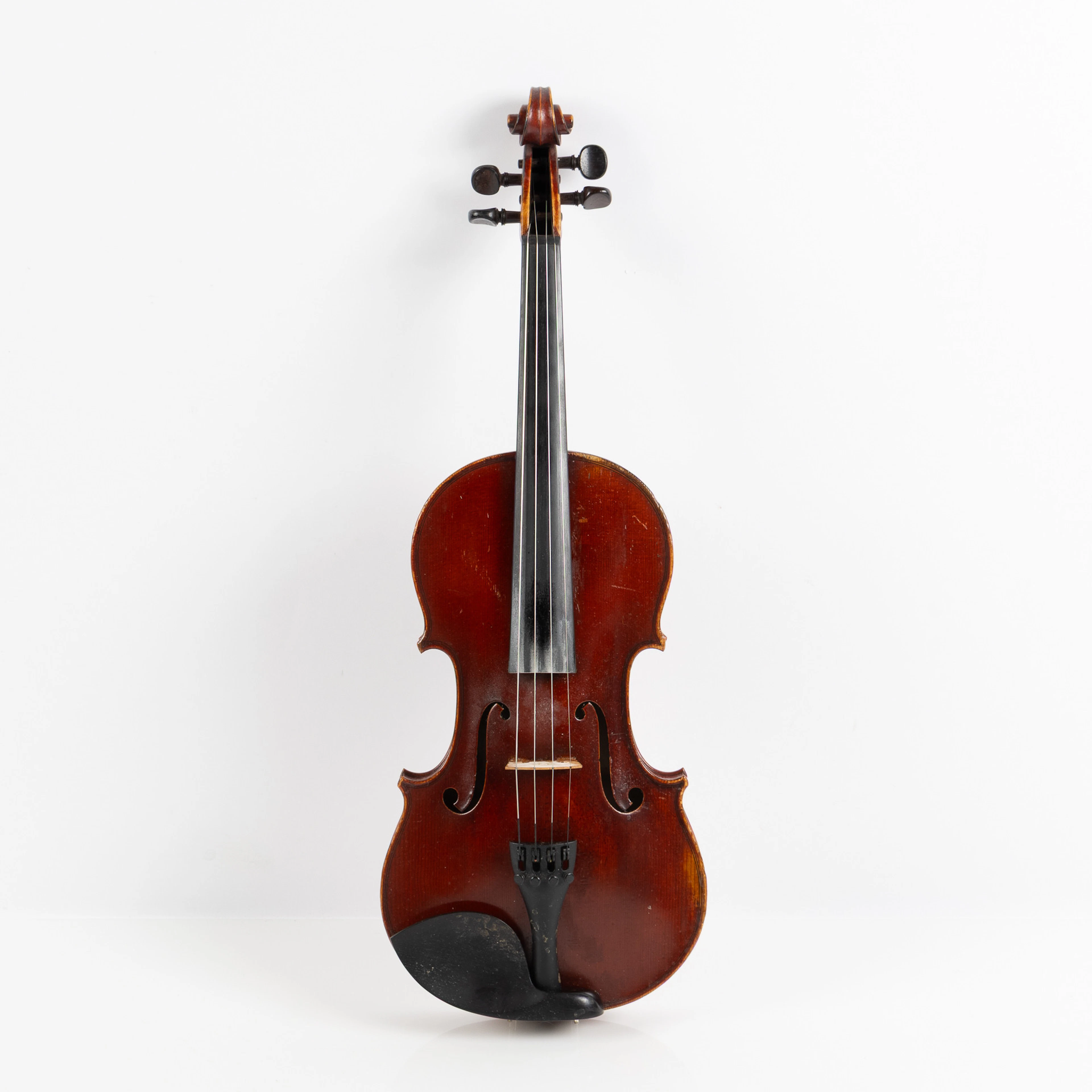 VIOLIN, Etikettmärkt Emil Hjorth & sønner, 1933.
