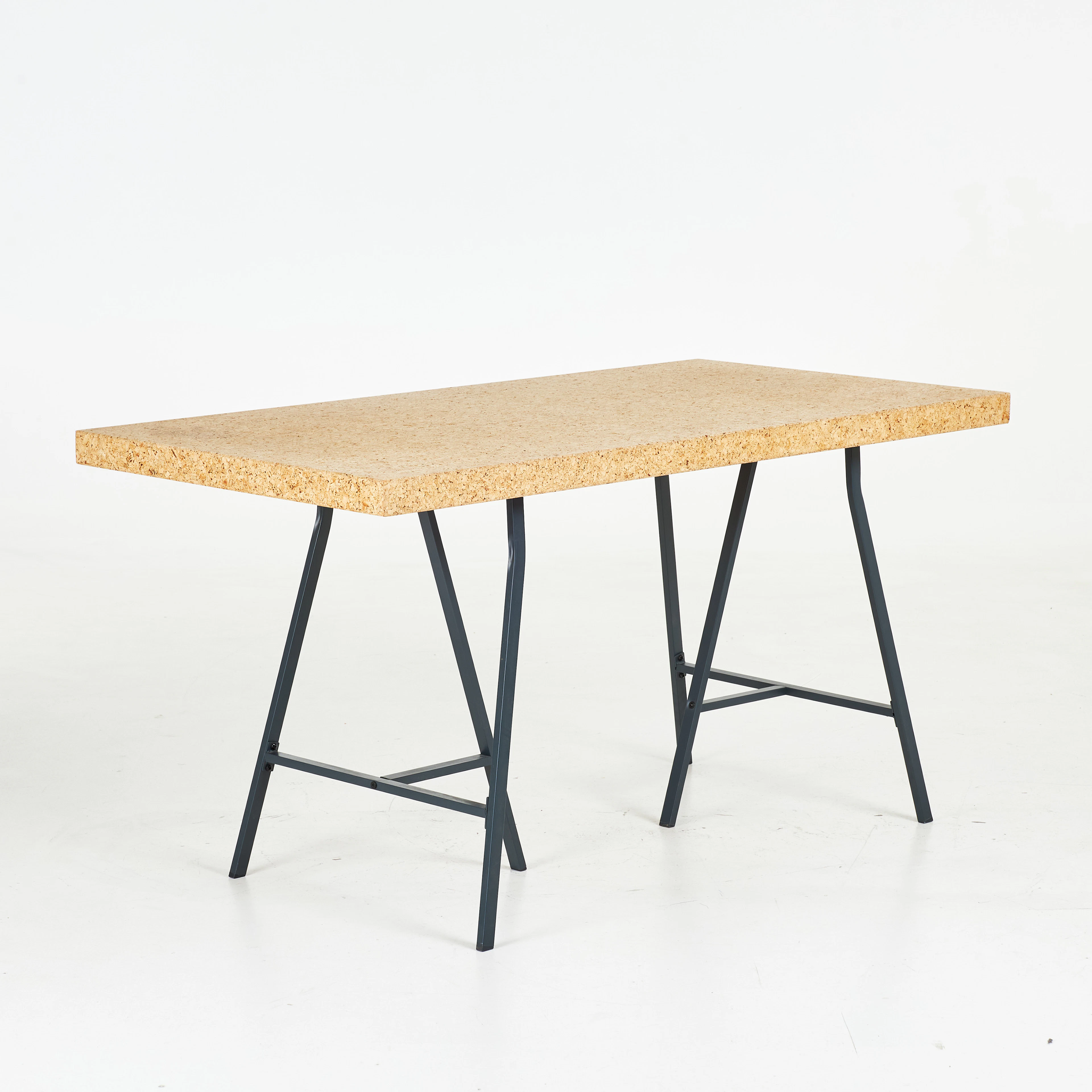 ILSE CRAWFORD. Skrivbord, "Sinnerlig", Ikea, lackerad benställning