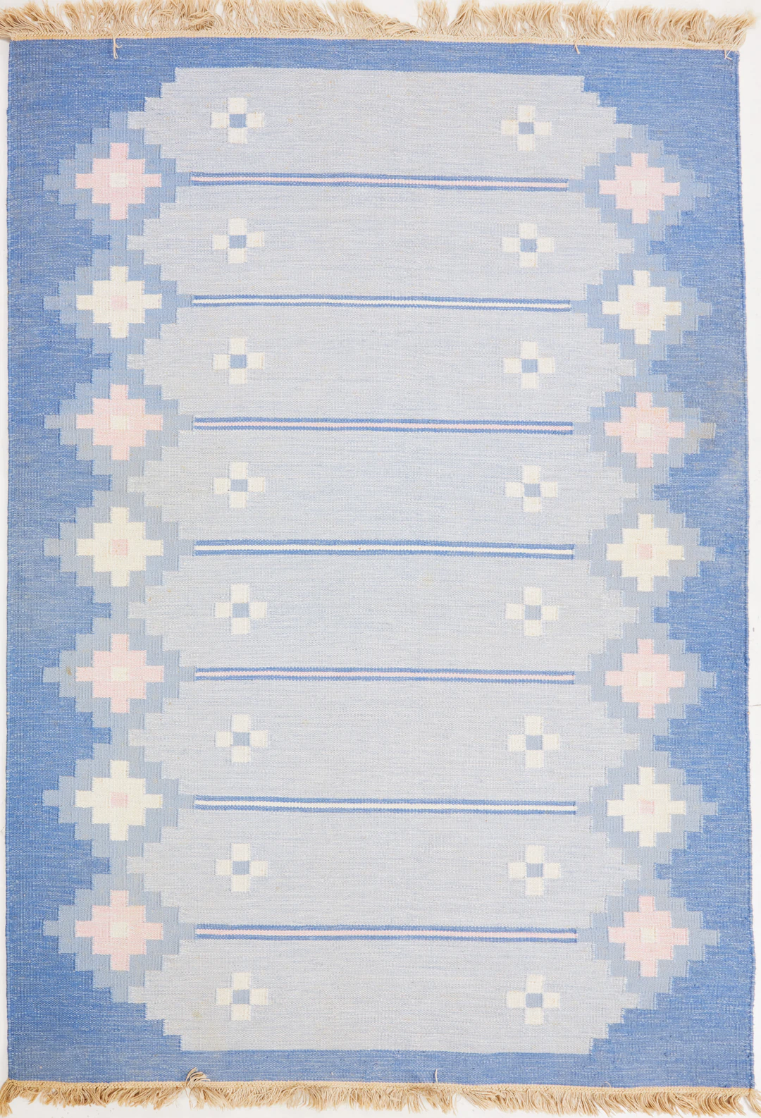 MATTA. Rölakan, blå bottenfärg, ca 242x172 cm.