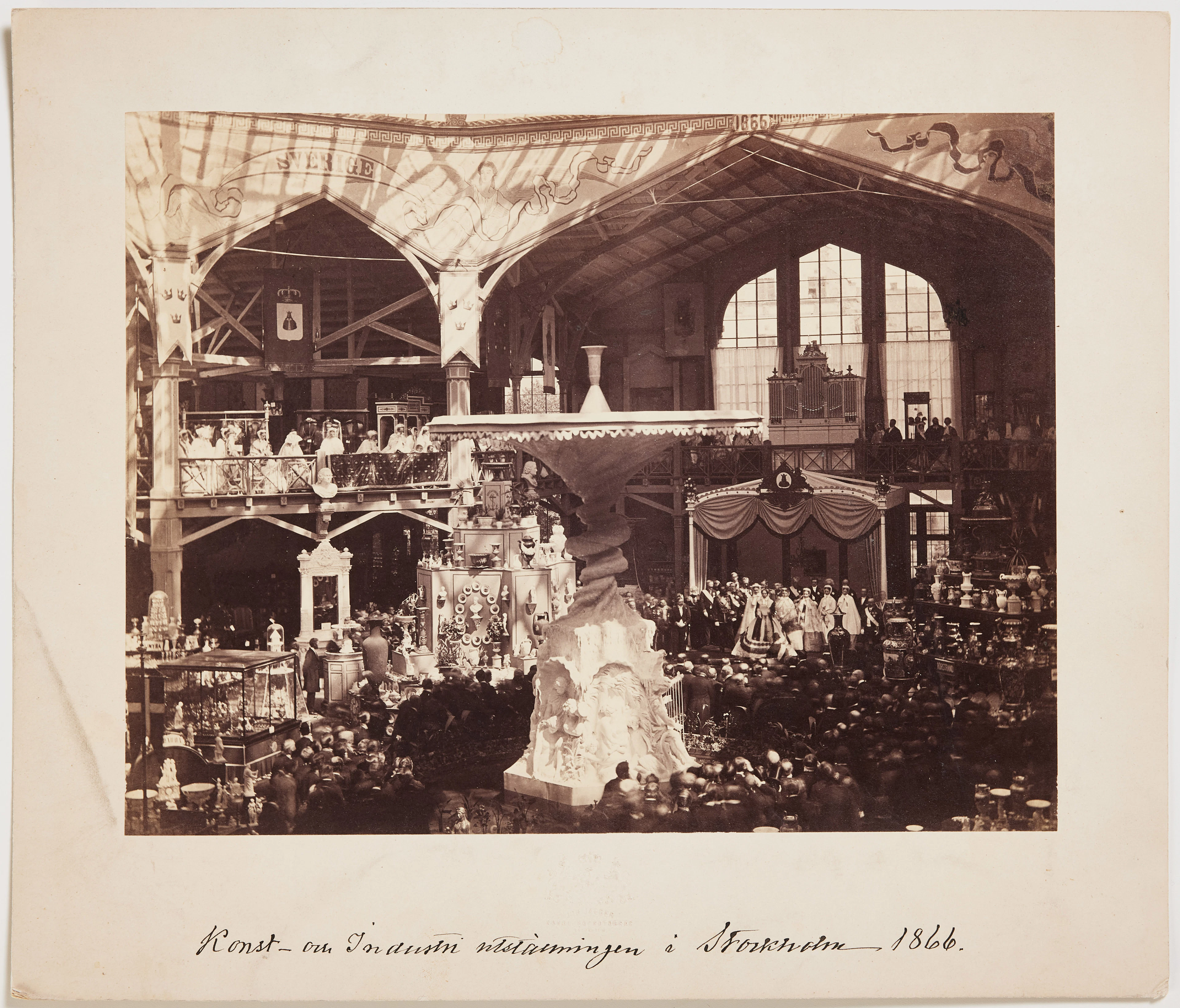 JAEGERS FOTOGRAFI FRÅN STOCKHOLMSUTSTÄLLNINGEN 1866 - SVERIGES FÖRSTA