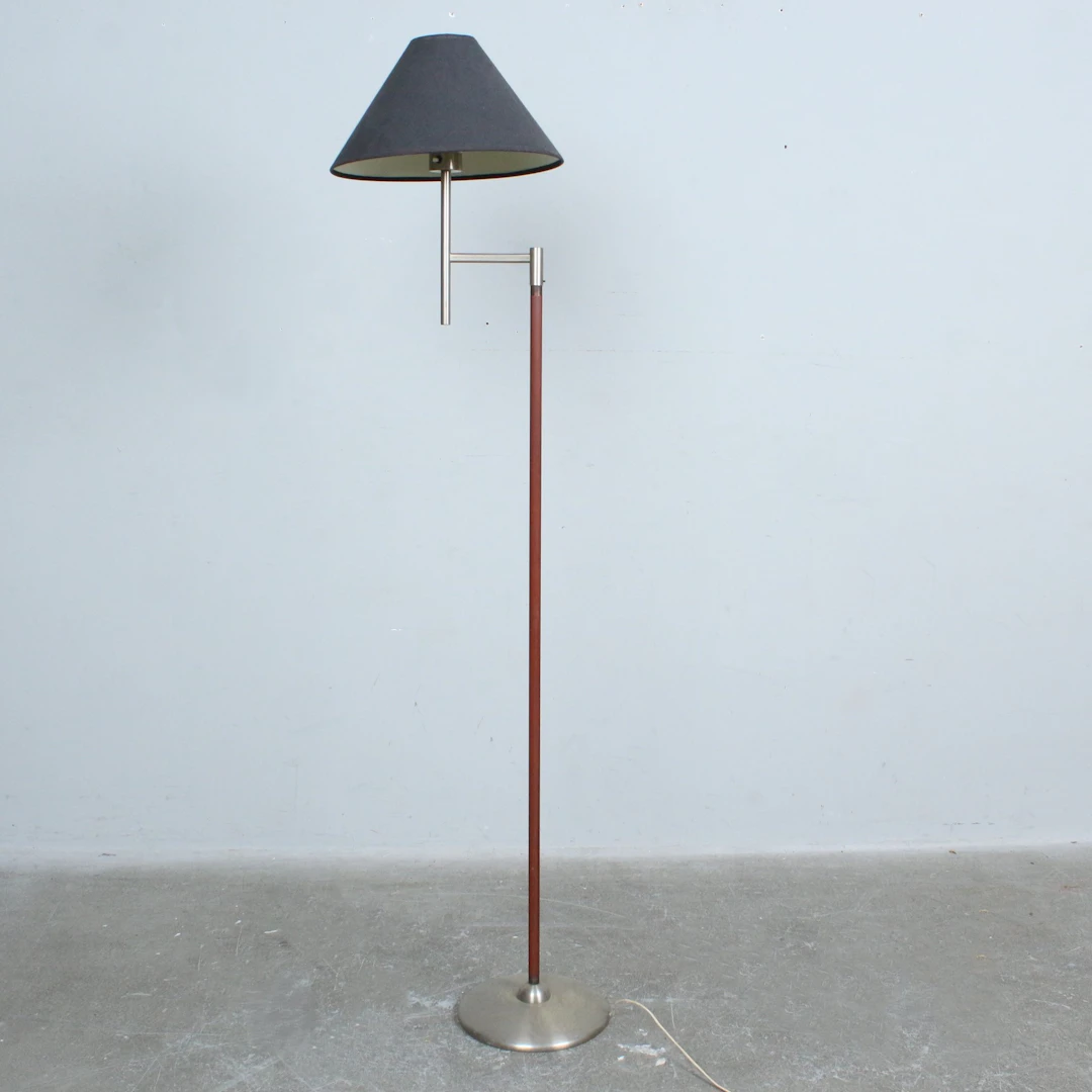 Schwenkbare Mid-Century Stehlampe der 1970er.