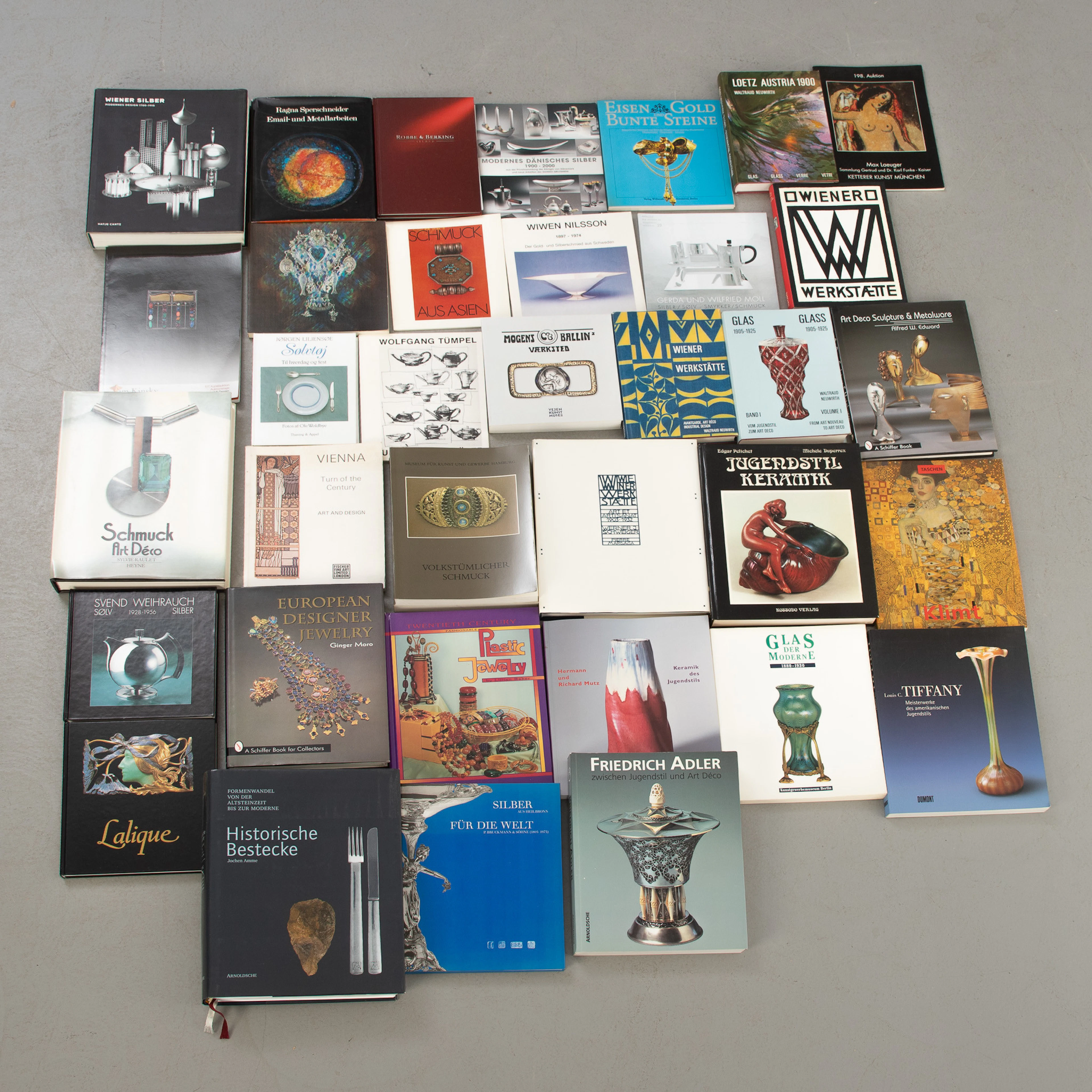 Konvolut: Fachbücher und Ausstellungskataloge: Jugendstil, Wiener