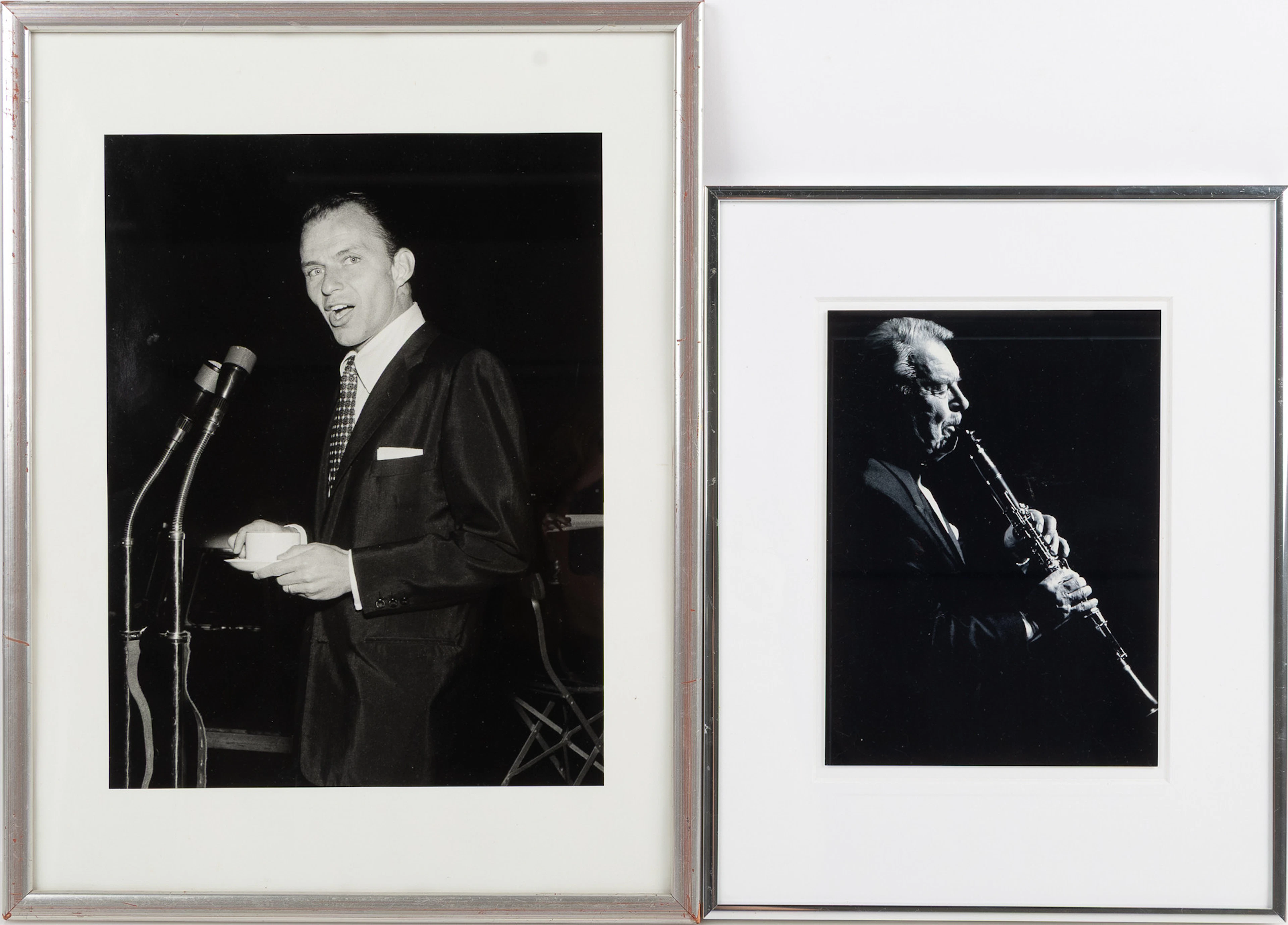 FOTOGRAFIER, 2 st, bl a Frank Sinatra i Malmö 1953 fotograferat av