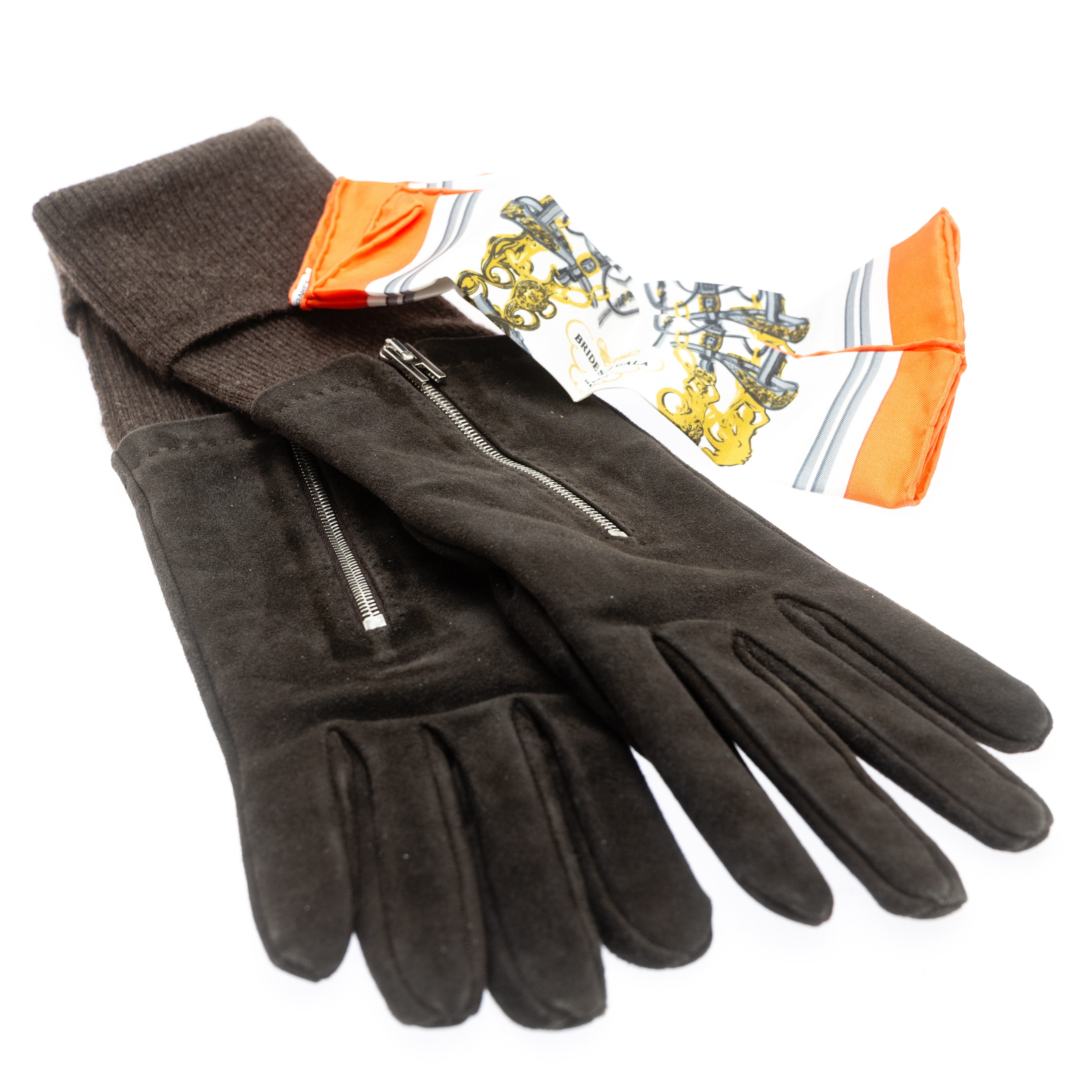 HERMÈS. Handschuhe, Gr. 8 und Deko-Accessoire (3).