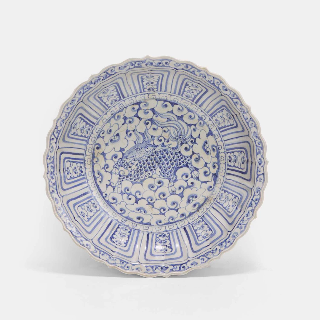 An Annamese Kraak-style blue and white charger 15th-16th century