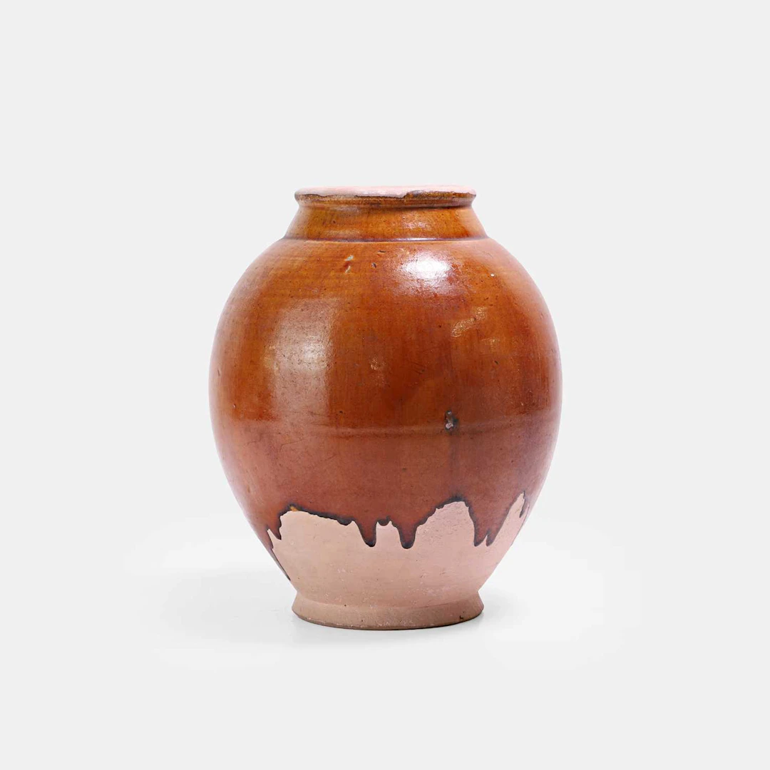 A Chinese earthenware jar Tang dynasty (618-907)