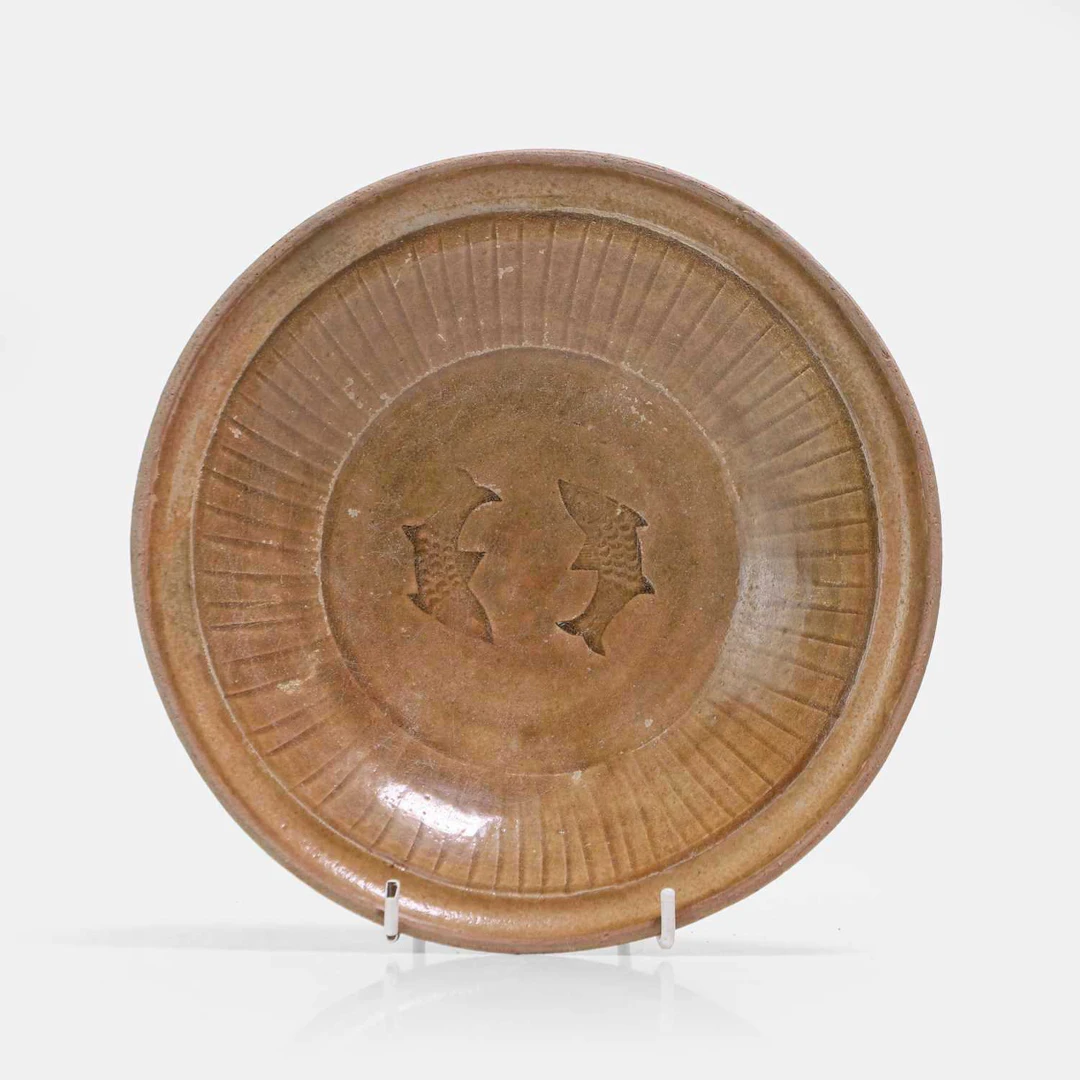 A Chinese Longquan ware plate Song dynasty (960-1279)