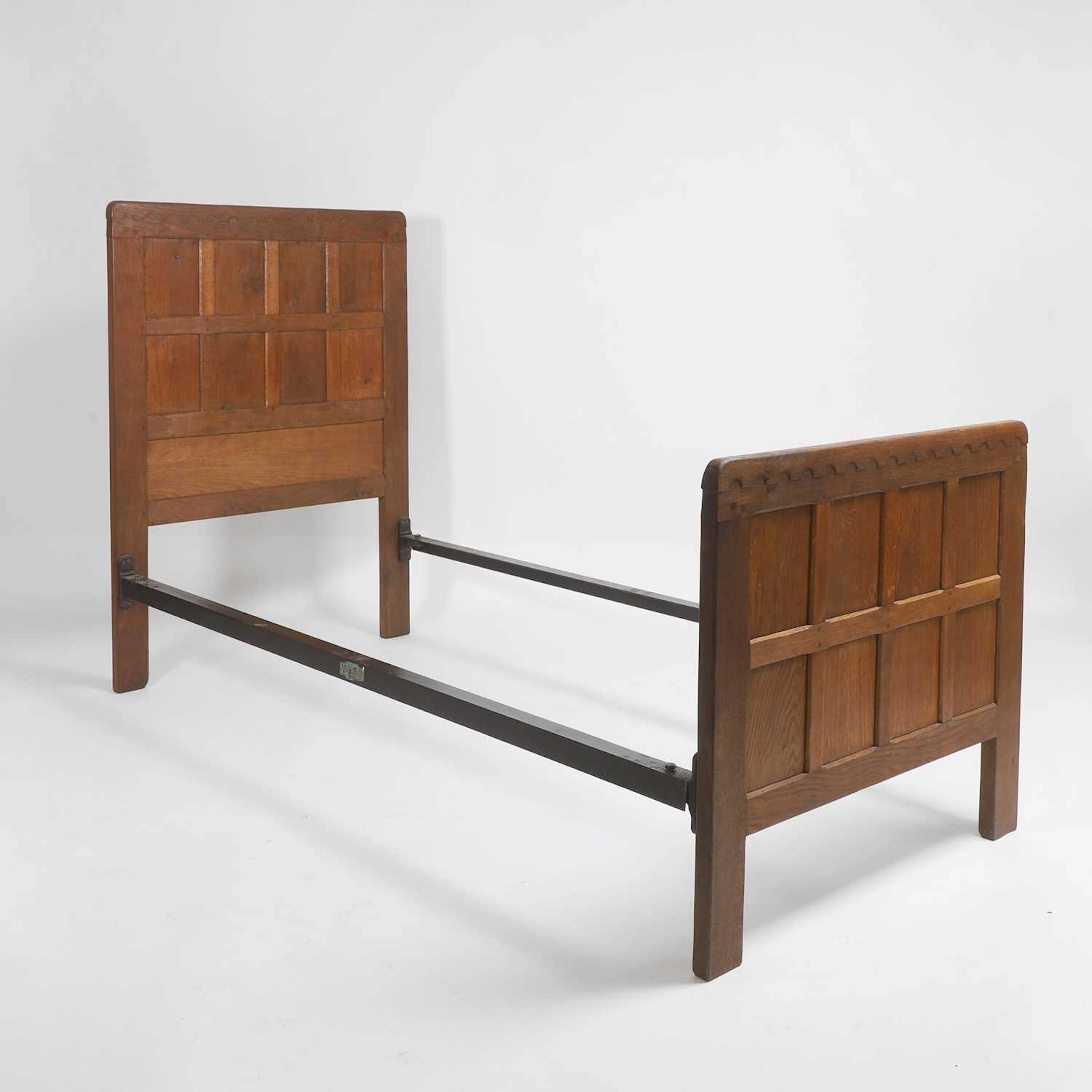 ▲ Robert 'Mouseman' Thompson (1876-1955) An oak single bedstead