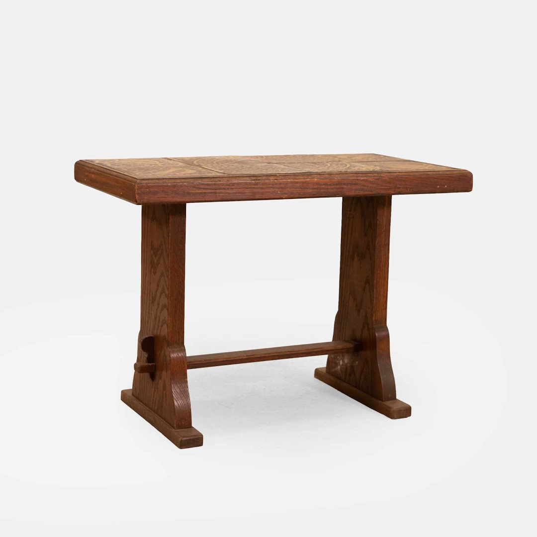 Gothic Revival a coffee table