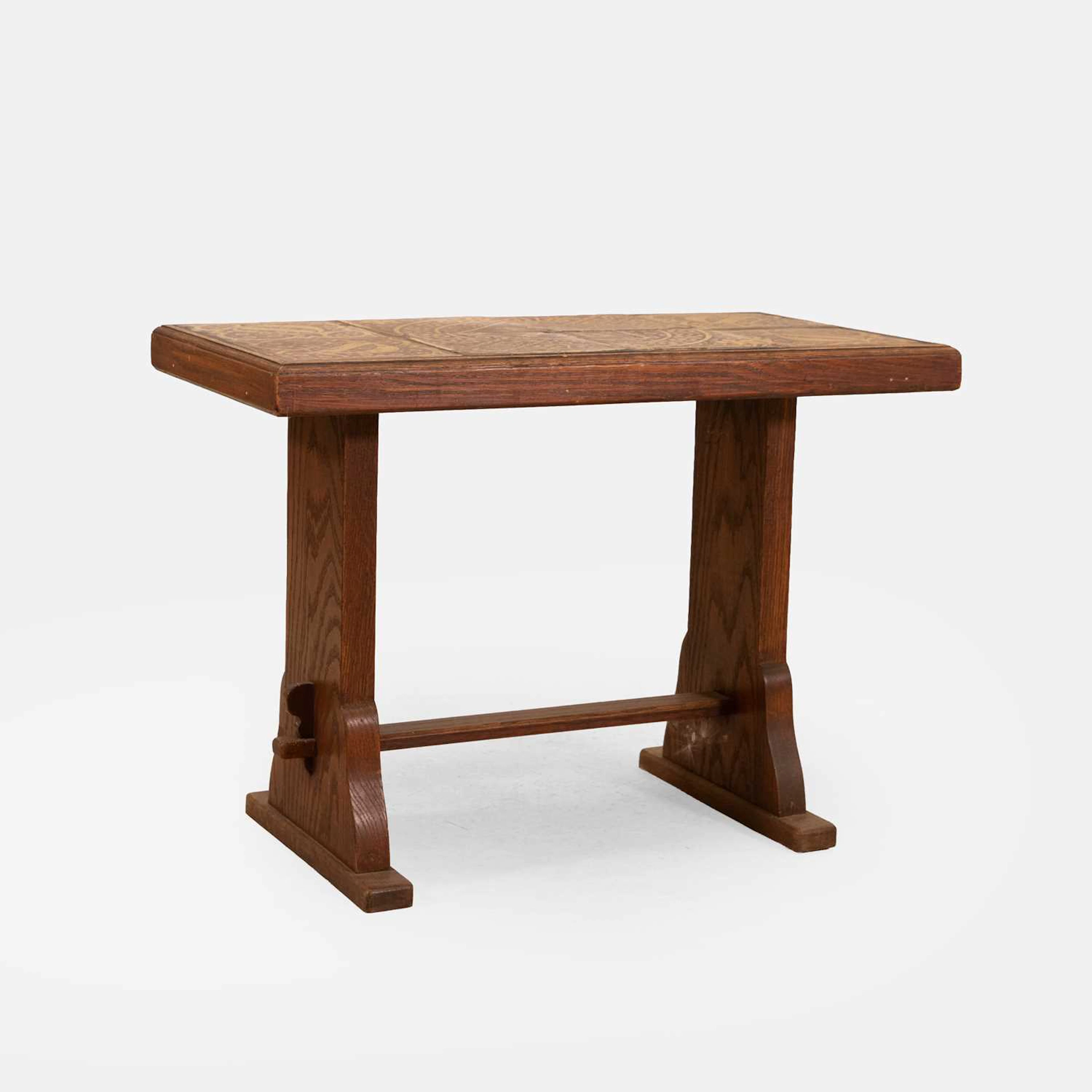 Gothic Revival a coffee table