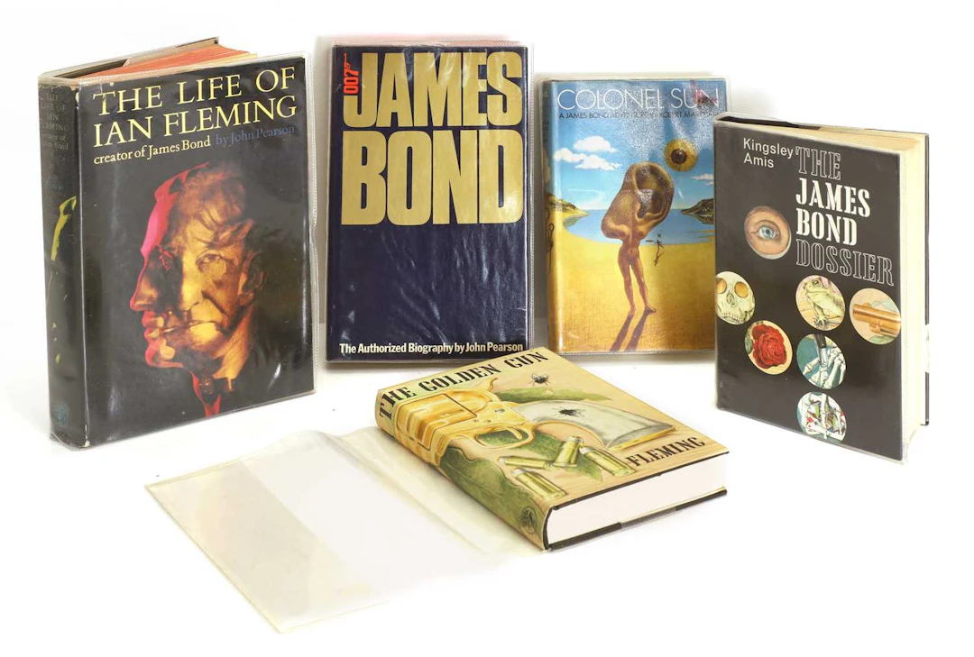 FLEMING, Ian: The Man with the Golden Gun. J. Cape, 1965, 1st. edn.