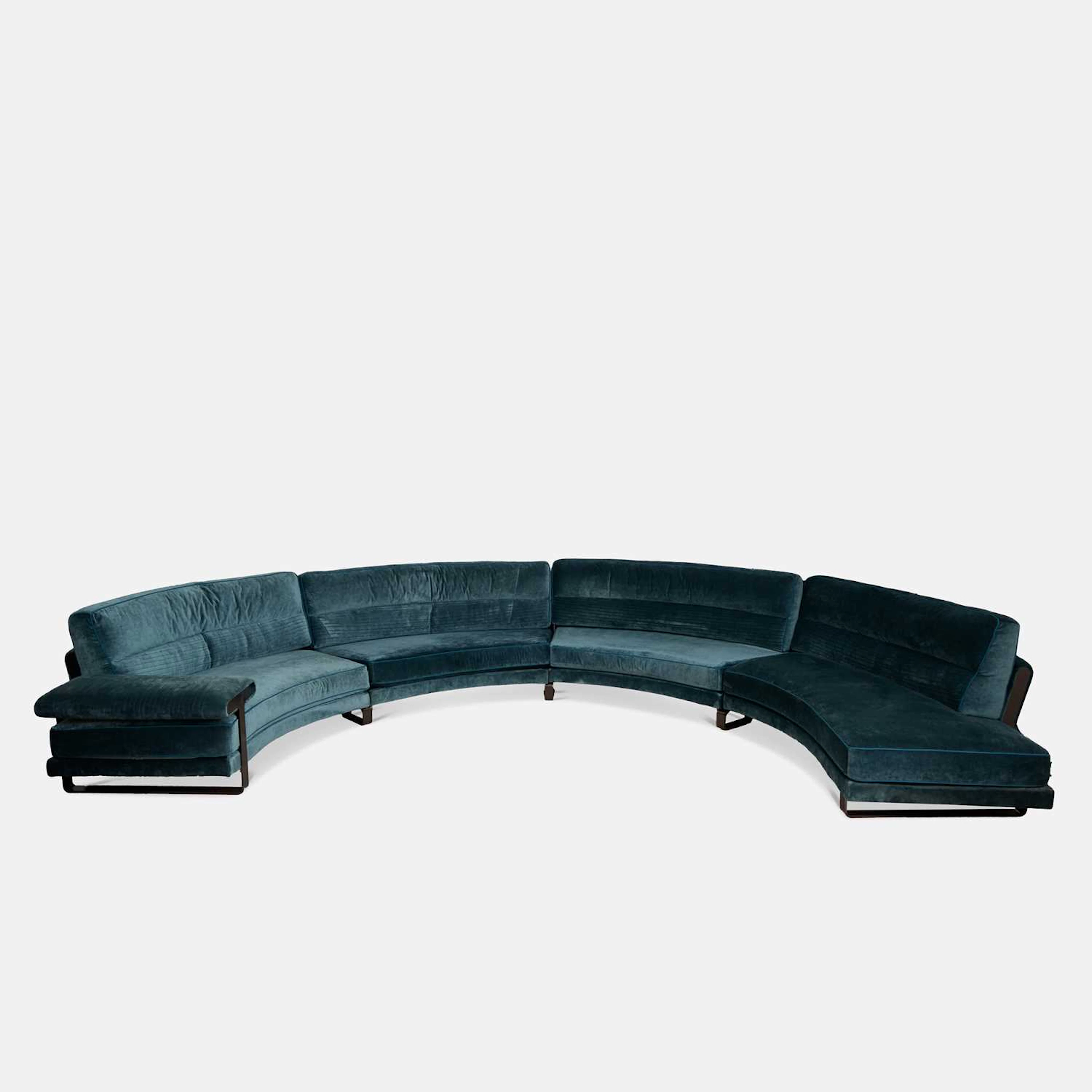 Giorgio Collection a large 'Mirage' curved sectional sofa