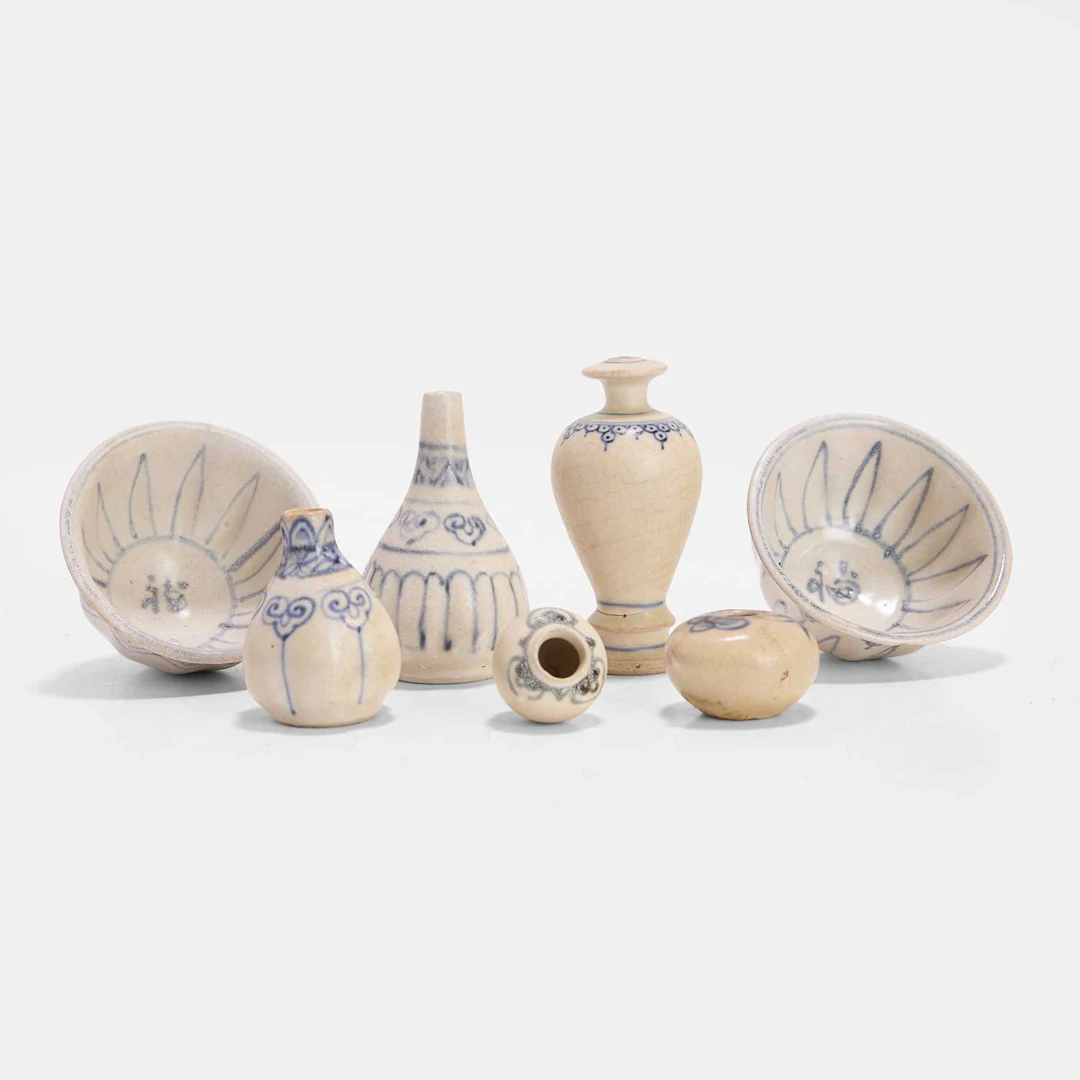 A collection of Chinese blue and white shipwreck miniatures late Ming dynasty