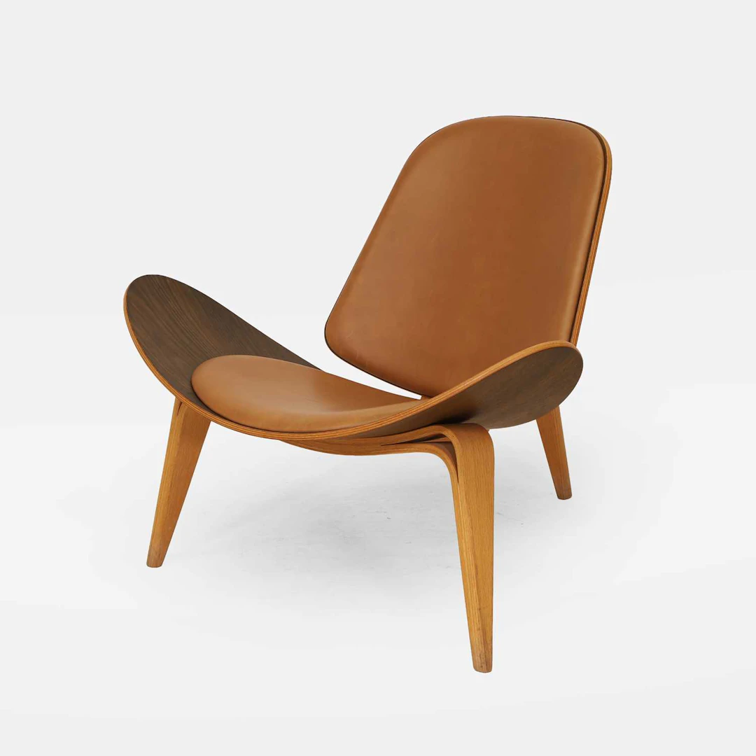 Hans J Wegner (Danish, 1914-2007) for Carl Hansen & Søn a CH07 'Shell' chair