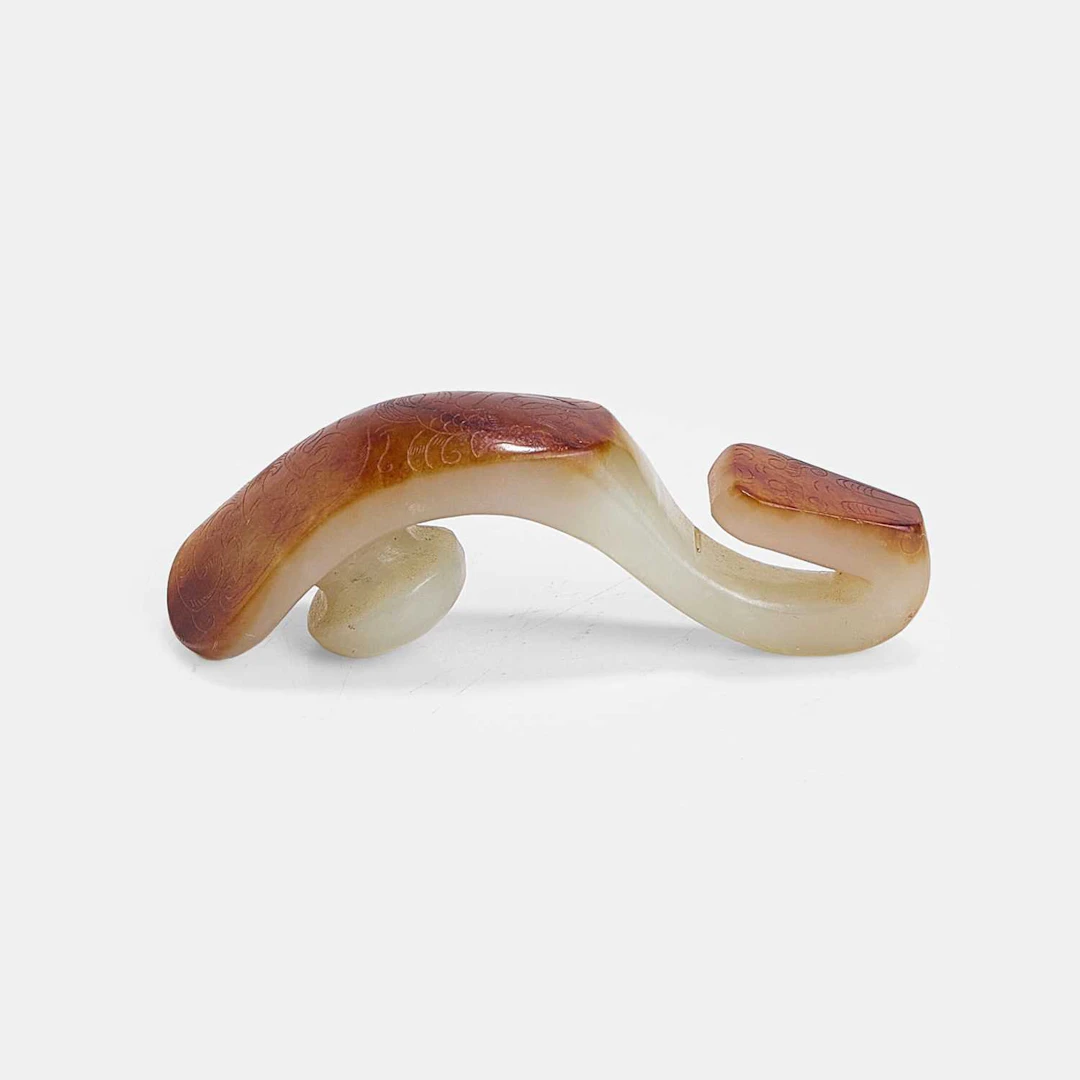 A Chinese jade belt hook Song dynasty (960-1279)