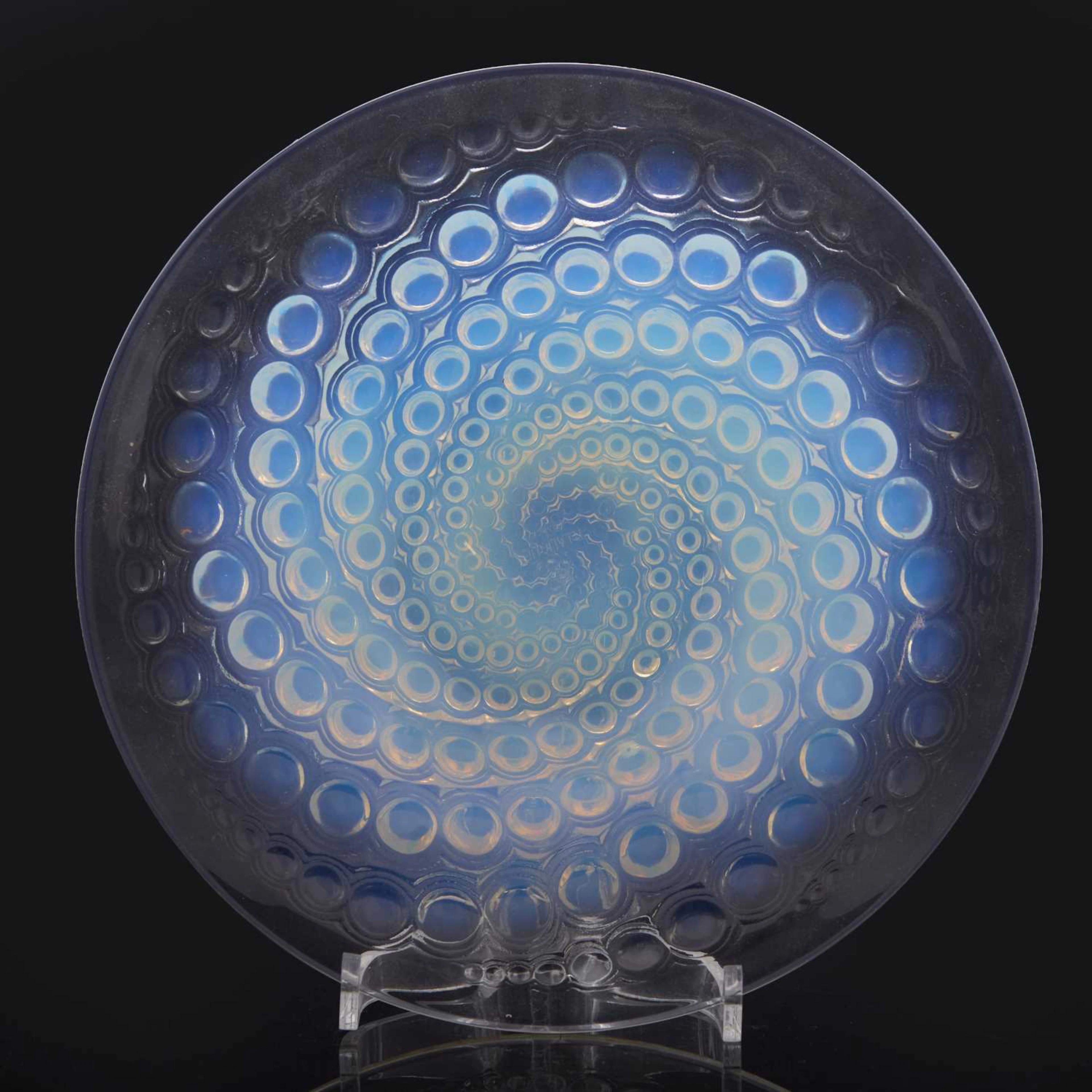 René Lalique (French, 1860-1945) a 'Volutes' bowl, No. 10-395, designed