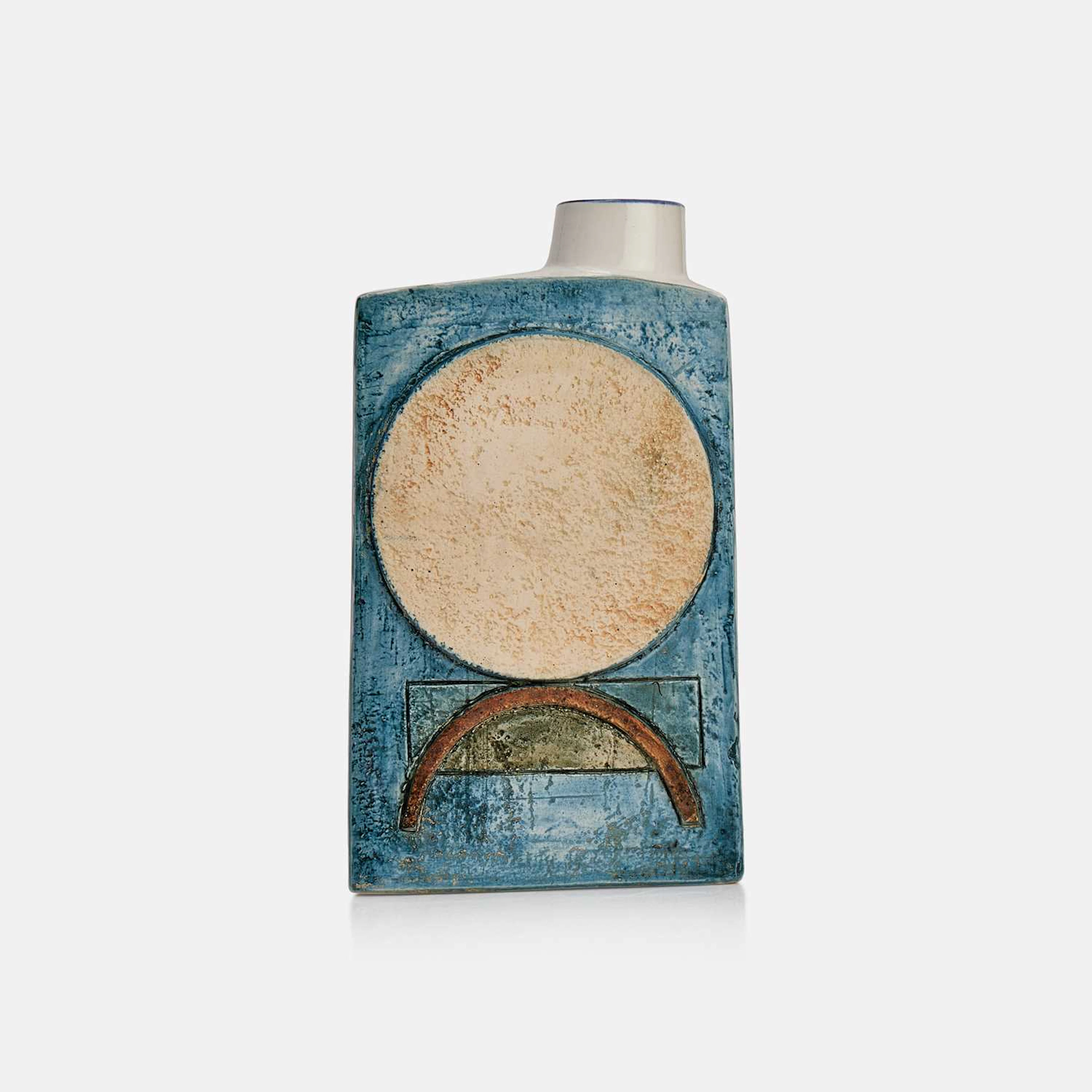 Avril Bennett for Troika Pottery a 'Chimney' vase