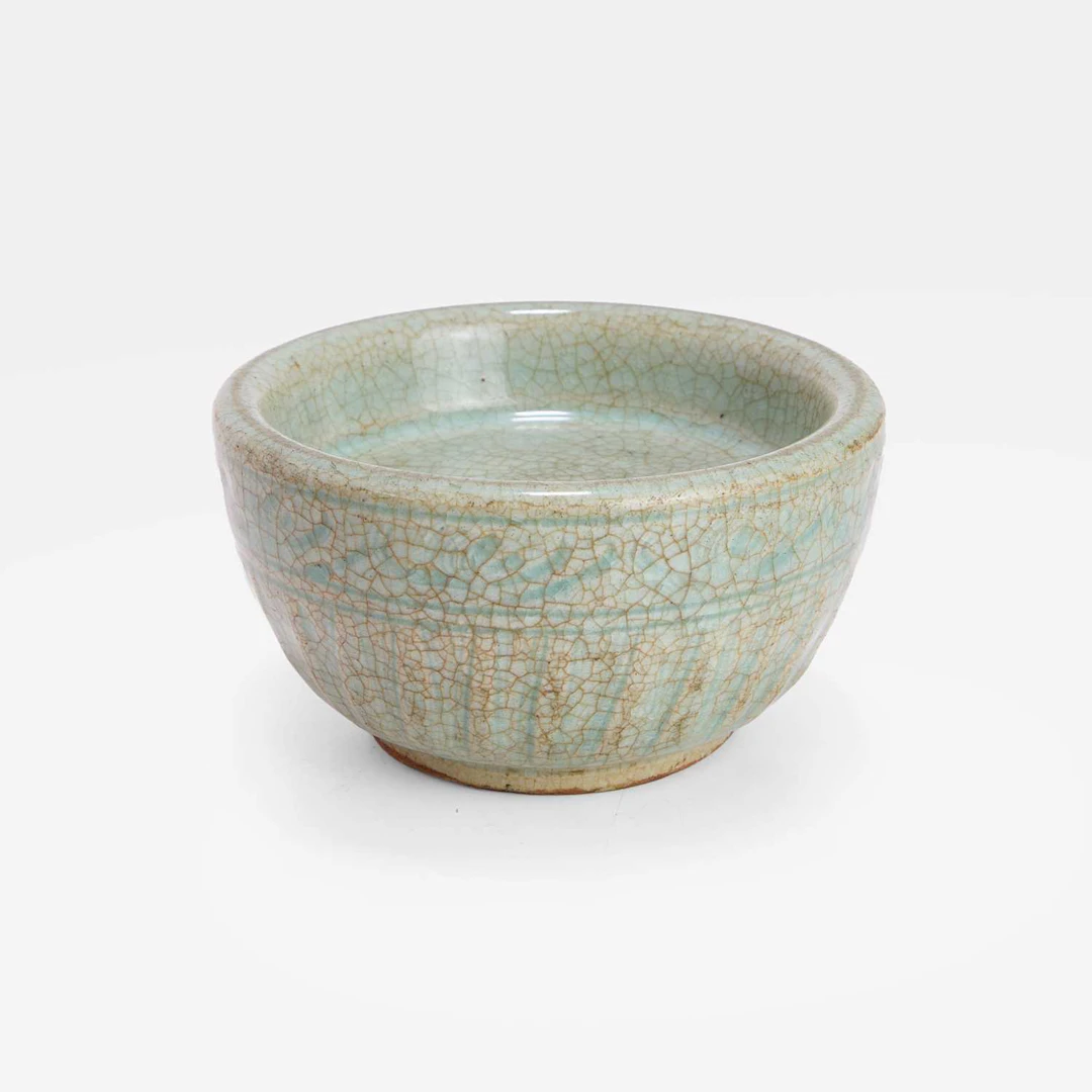 A Chinese Longquan celadon warming bowl Ming dynasty