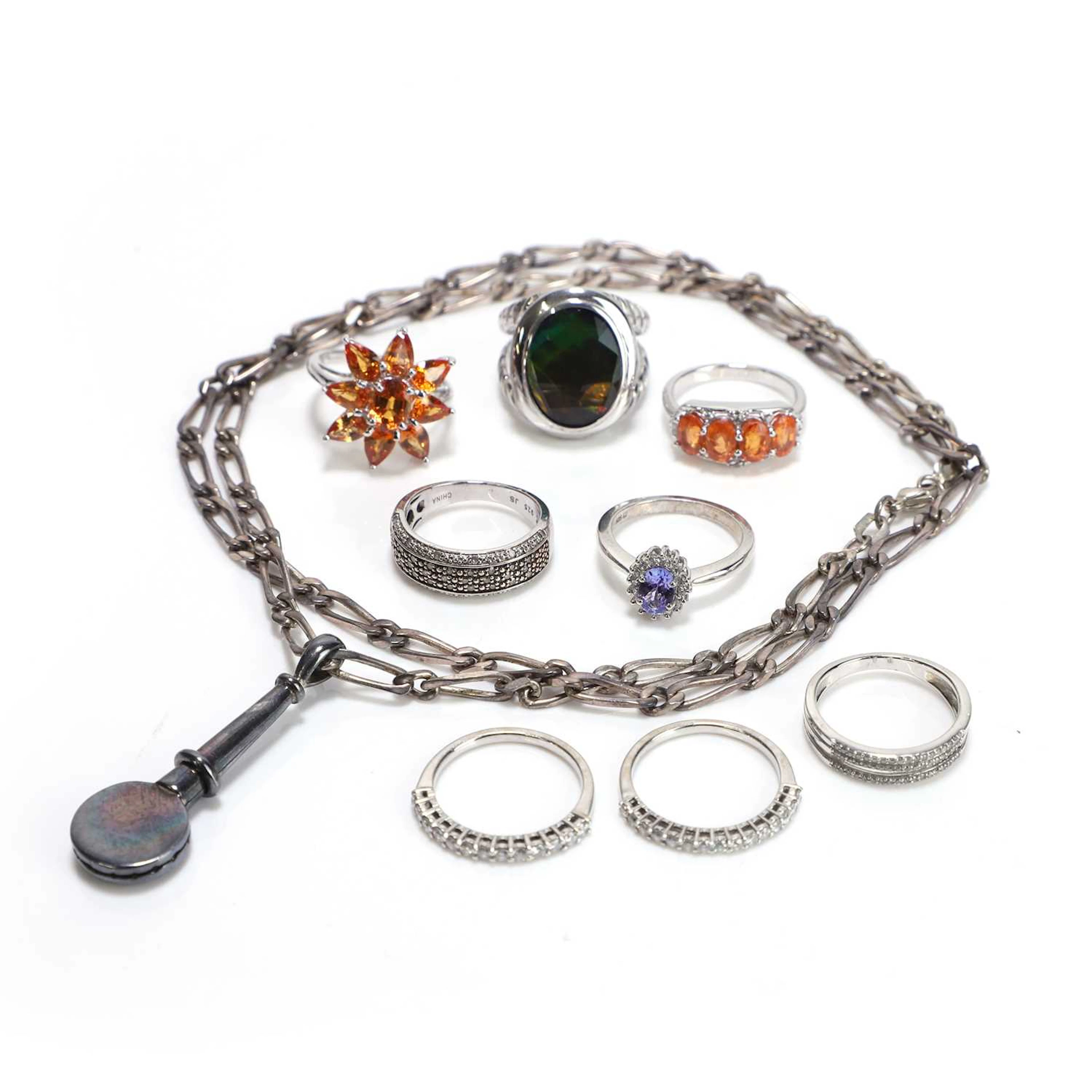 A small group of silver jewellery