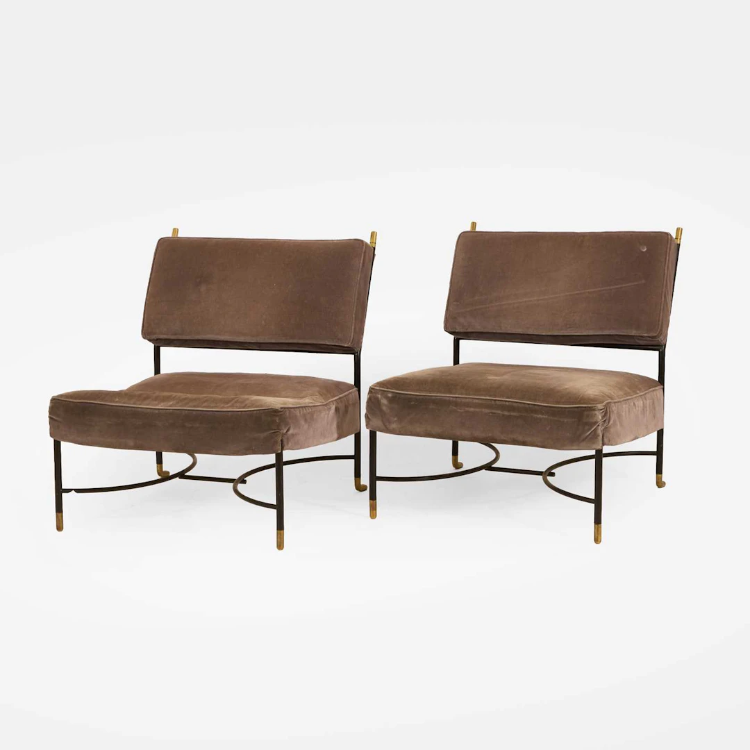 Poltrona Frau a pair of side chairs