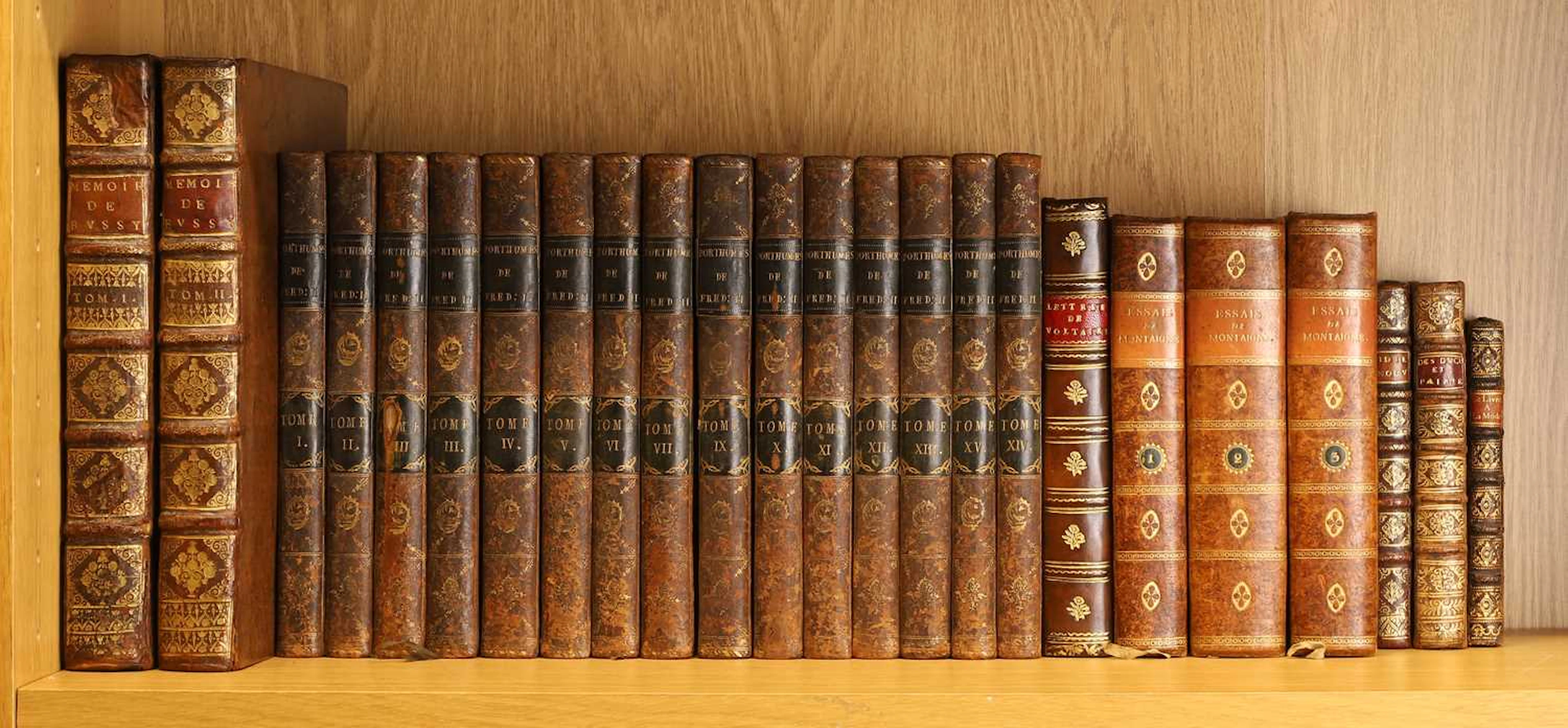 FINE BINDINGS: Essais de Michel de Montaigne, in 3 Vols. Paris, 1793.