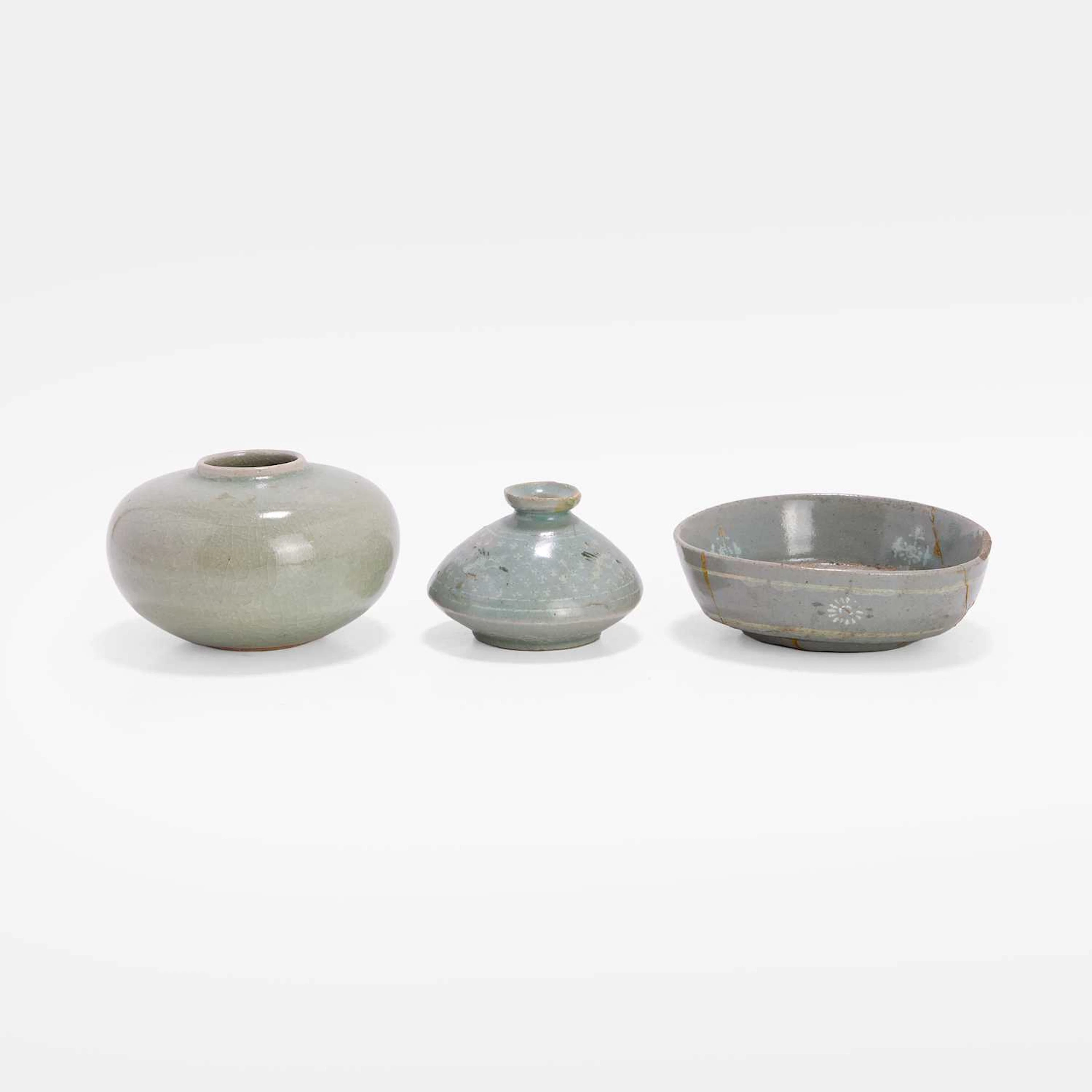 A collection of three Korean celadon wares 18th-19th century