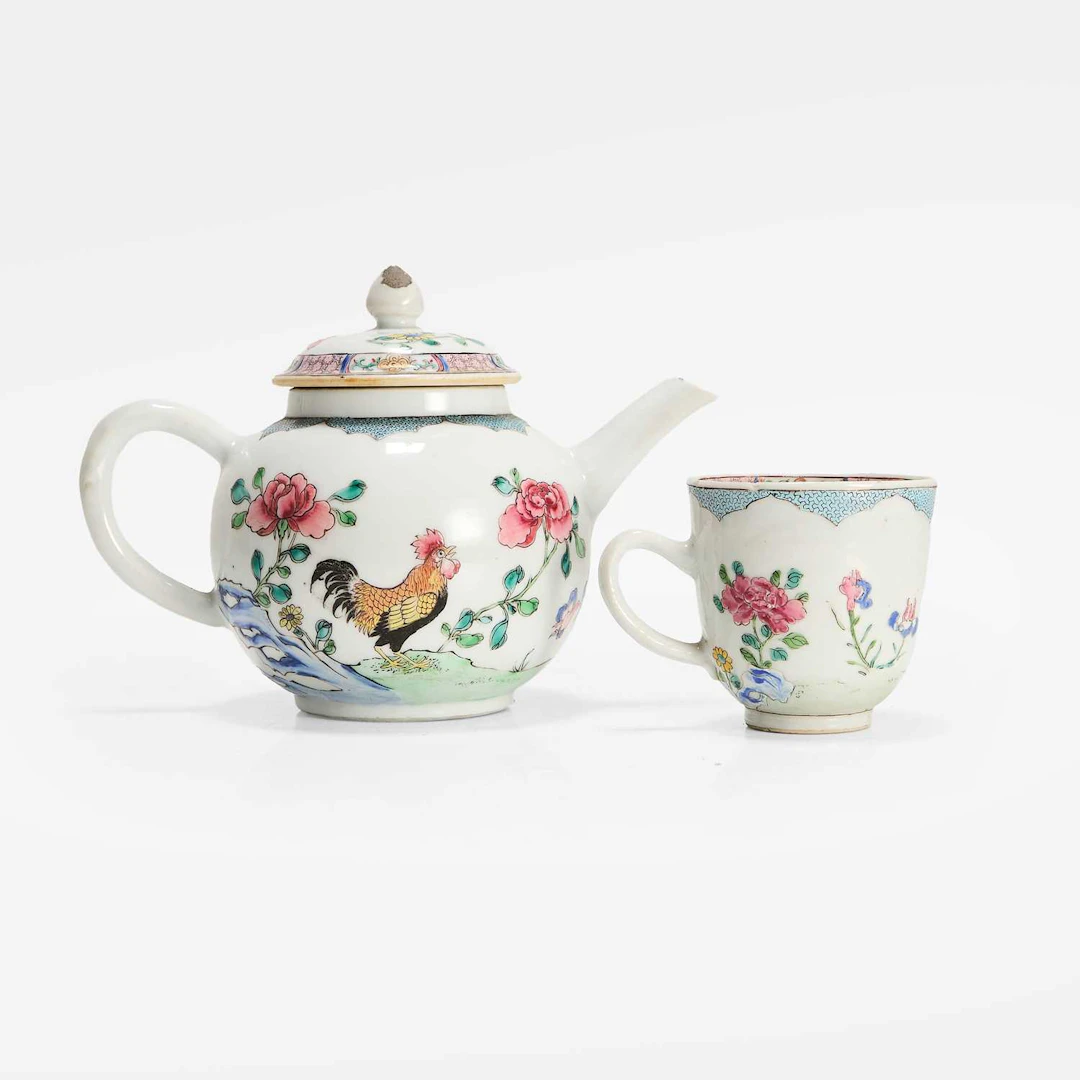 A Chinese famille rose teapot and teacup Qianlong (1736-1795)