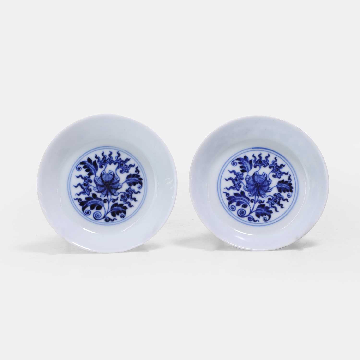 A pair of Chinese blue and white saucers Daoguang (1821-1850)