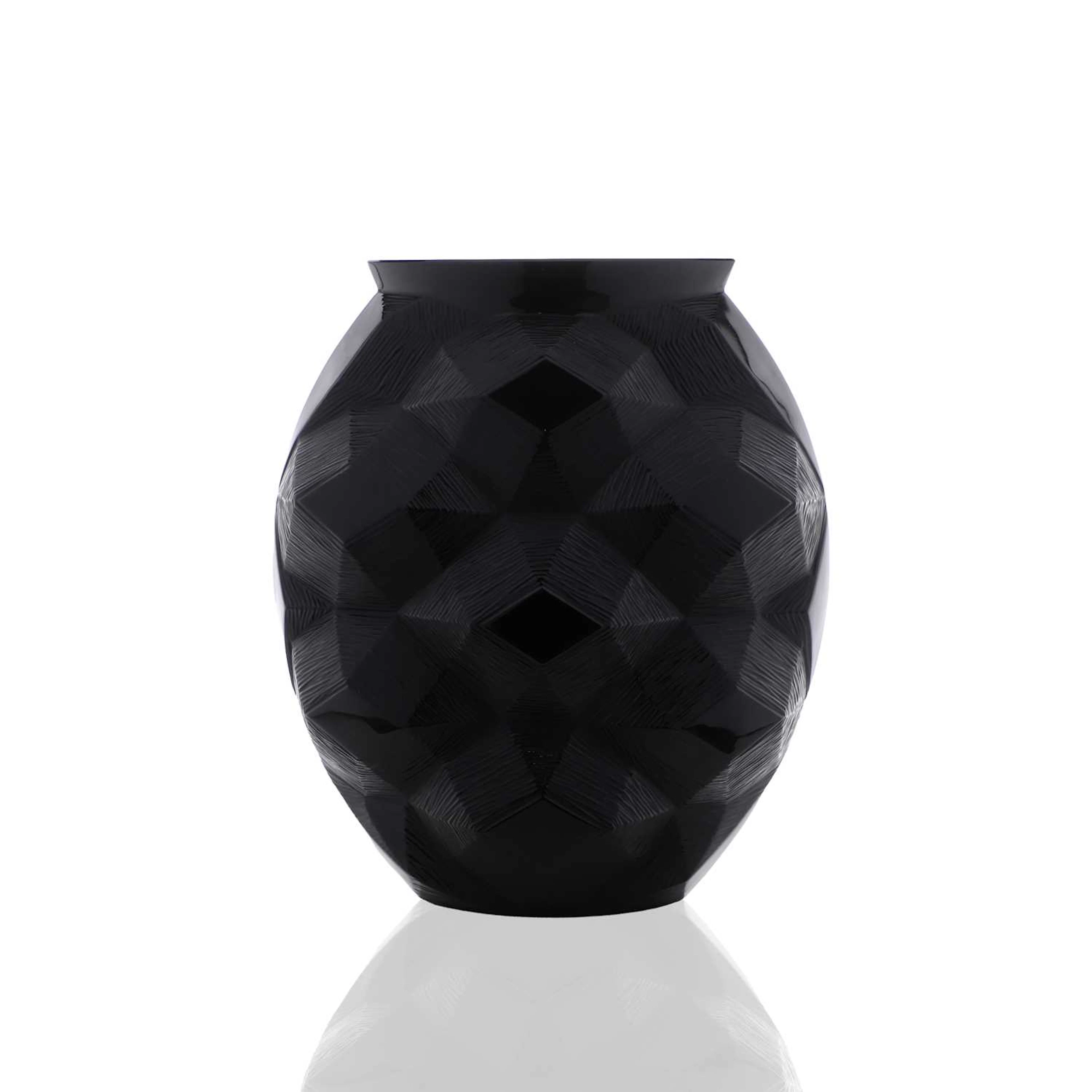 A Lalique 'Tortue' pattern vase of recent manufacture, French