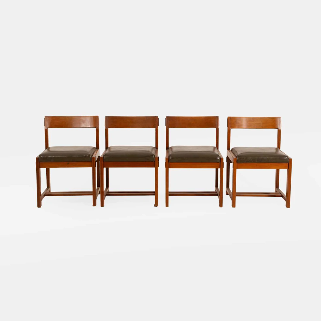 Torrente a set of four dining chairs