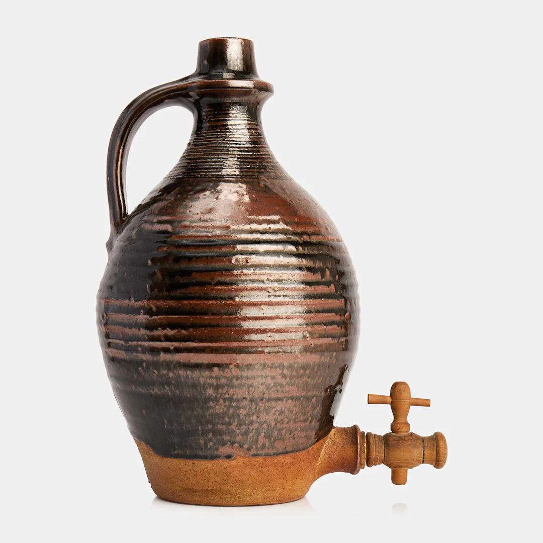 ▲ David Leach (British, 1911-2005) a cider flagon