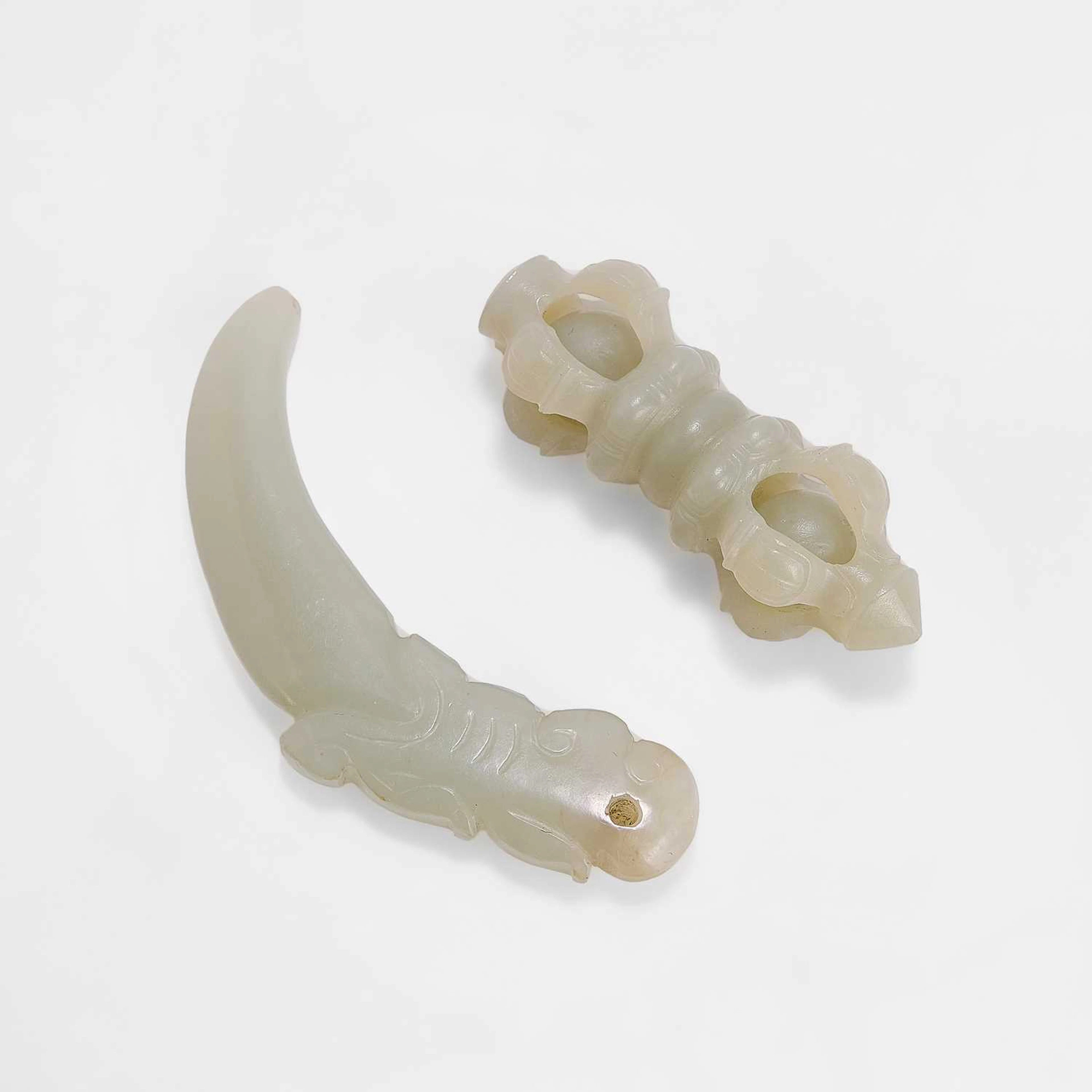 Two Chinese jade pendants Qing dynasty (1644-1911)