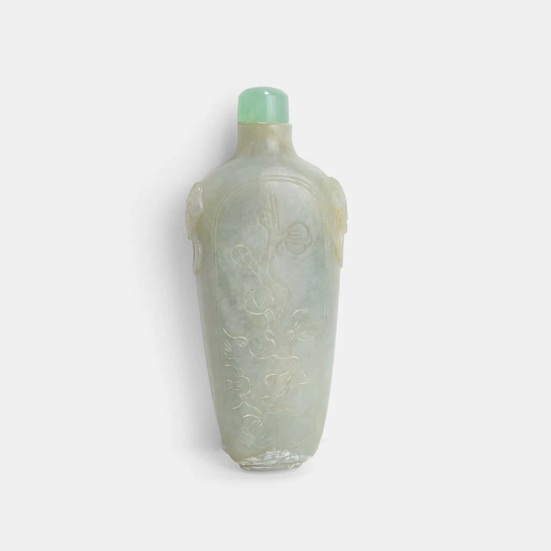 A Chinese jade snuff bottle Republic period (1912-1949)