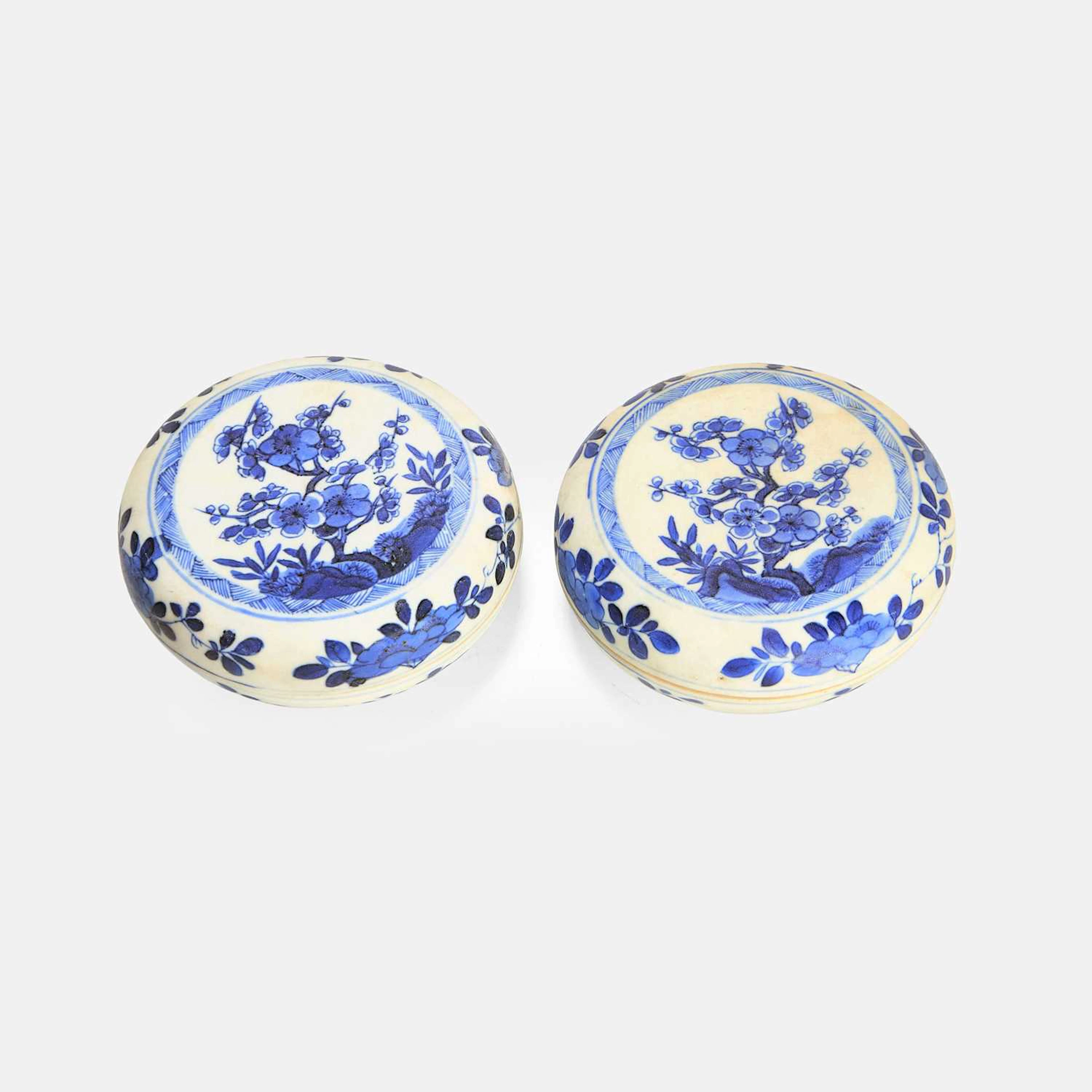 A pair of Chinese blue and white boxes Kangxi (1662-1722)