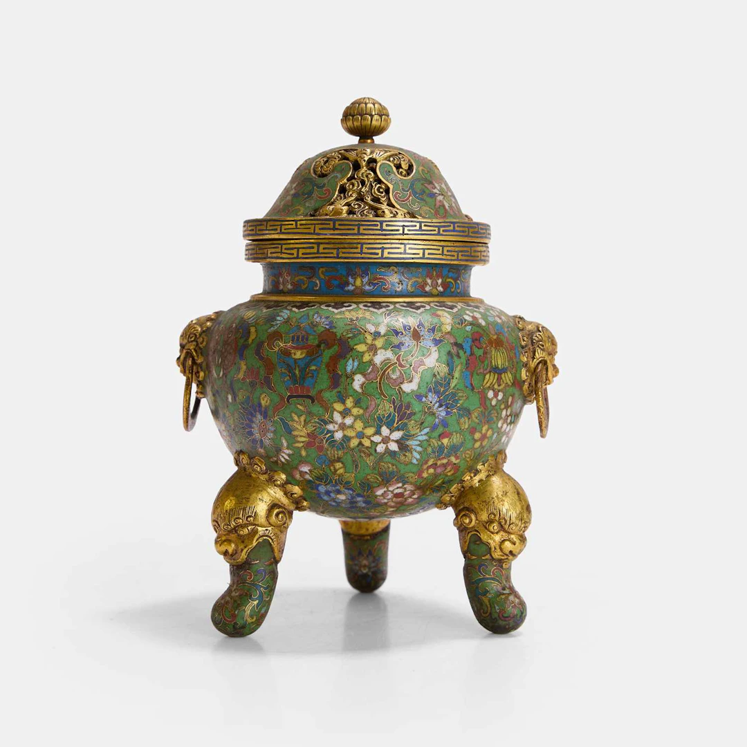 A Chinese cloisonné incense burner Republic period (1912-1949)