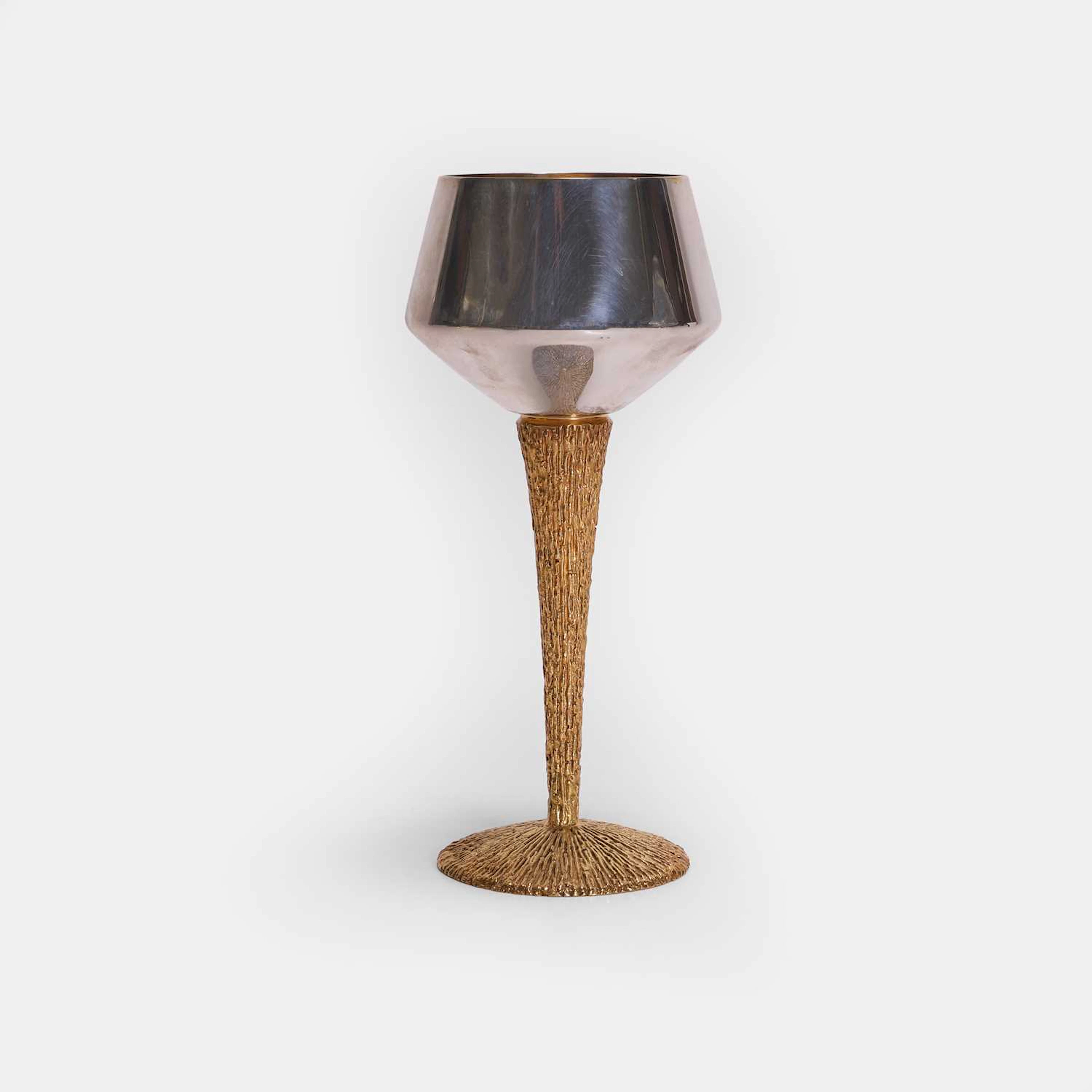 ▲ Stuart Devlin (Australian-British, 1931-2018) a silver and silver-gilt