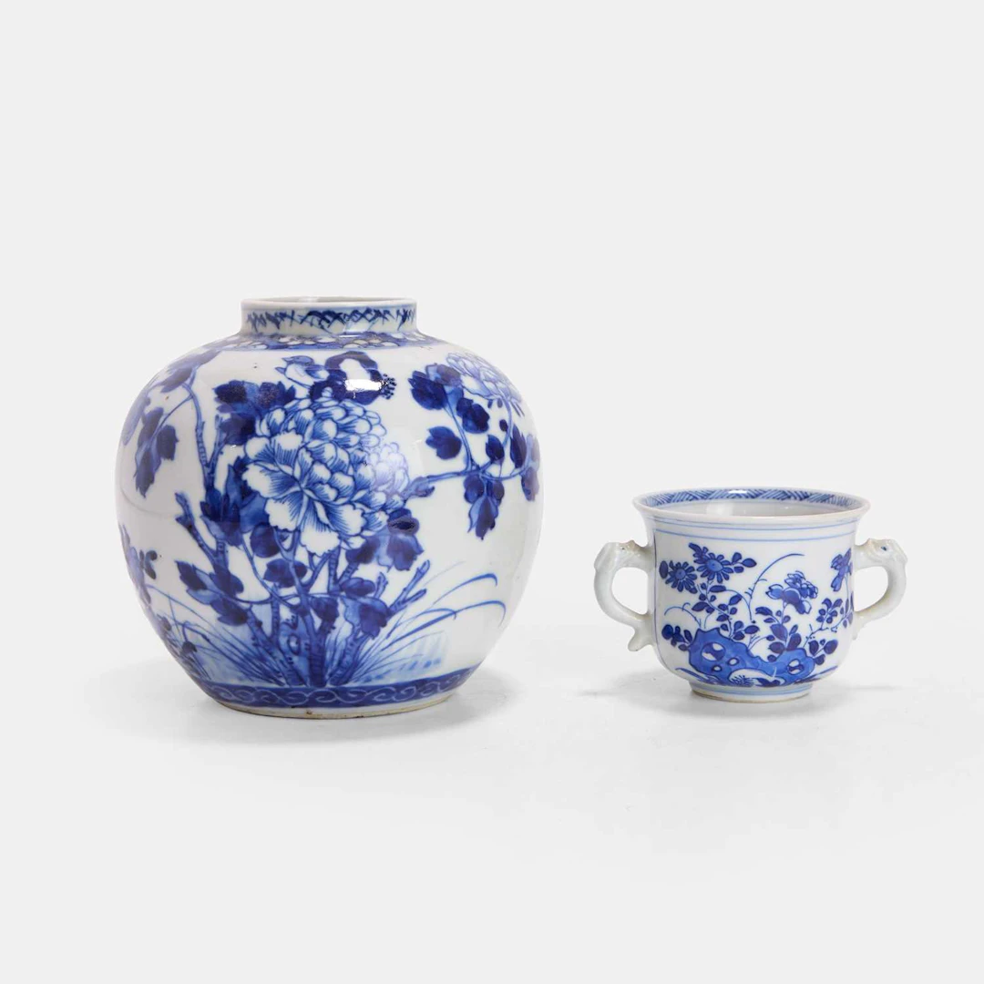 Two Chinese blue and white vessels Qing dynasty (1644-1911)