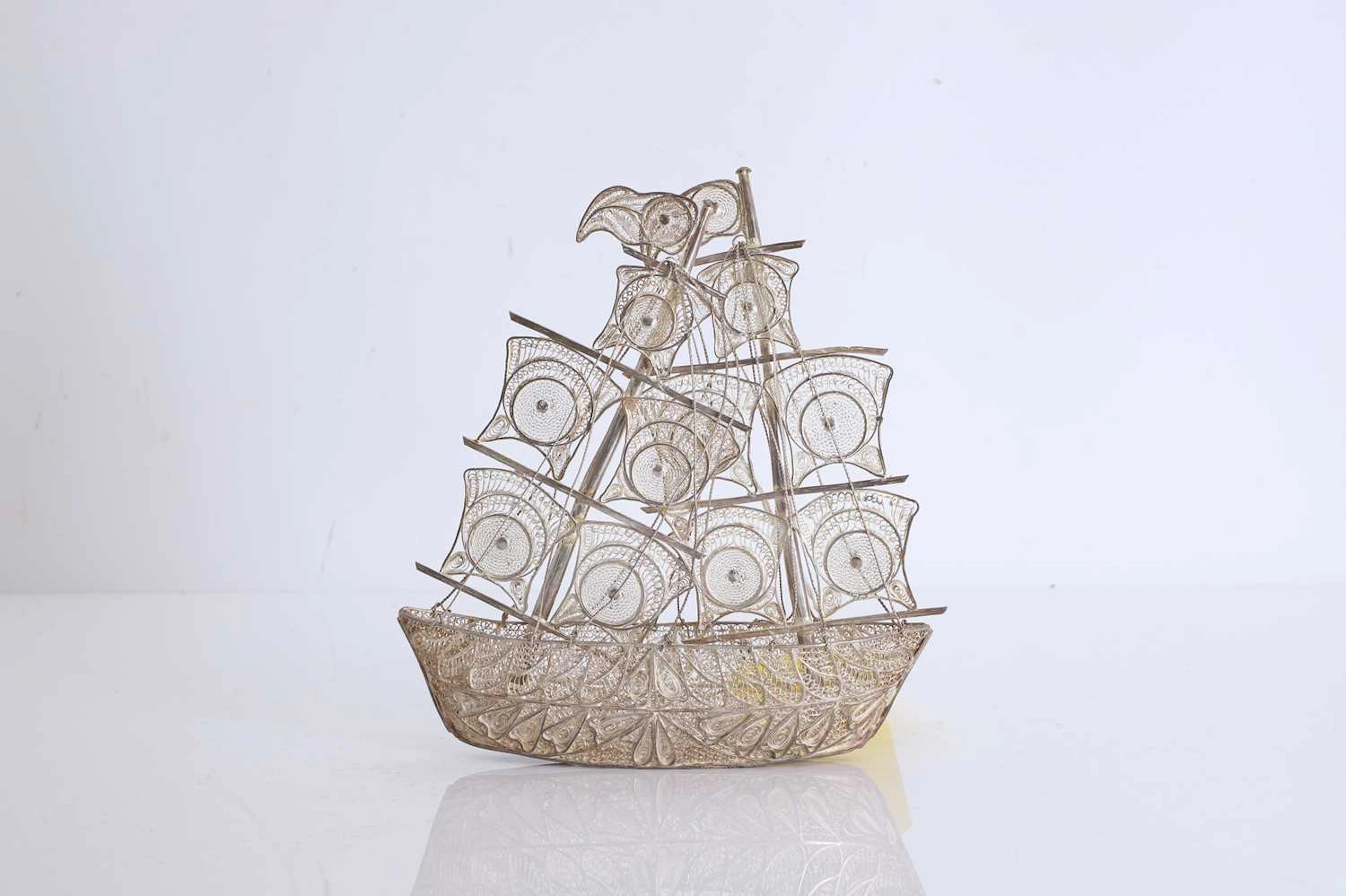 A filigree work Nef