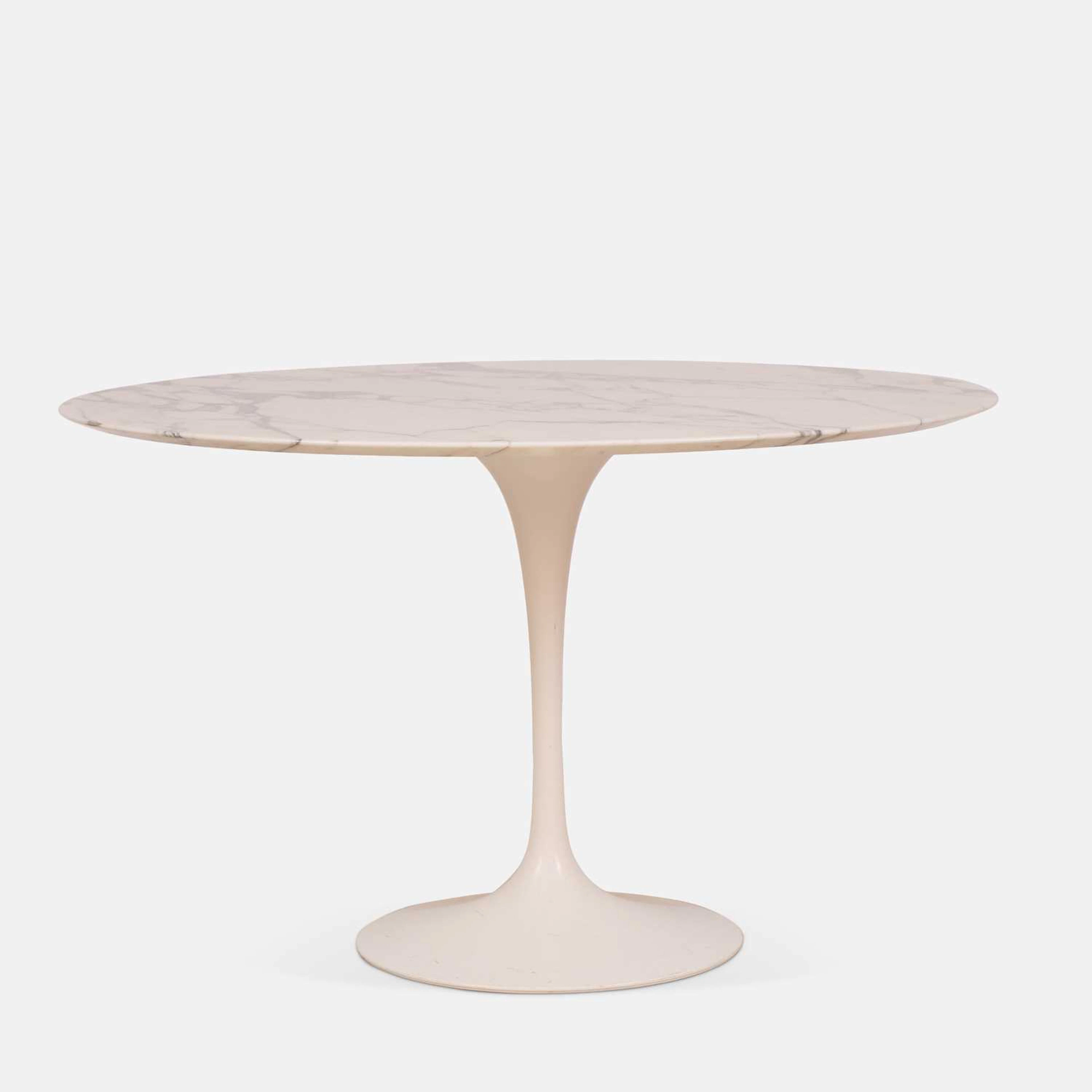Eero Saarinen (Finnish-American, 1910-1961) for Knoll a 'Tulip' dining table