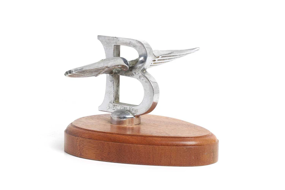 A Bentley 'winged B' mascot Circa 1920s