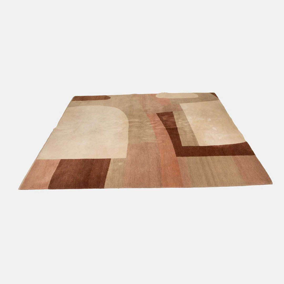 Gideon Hatch a rug